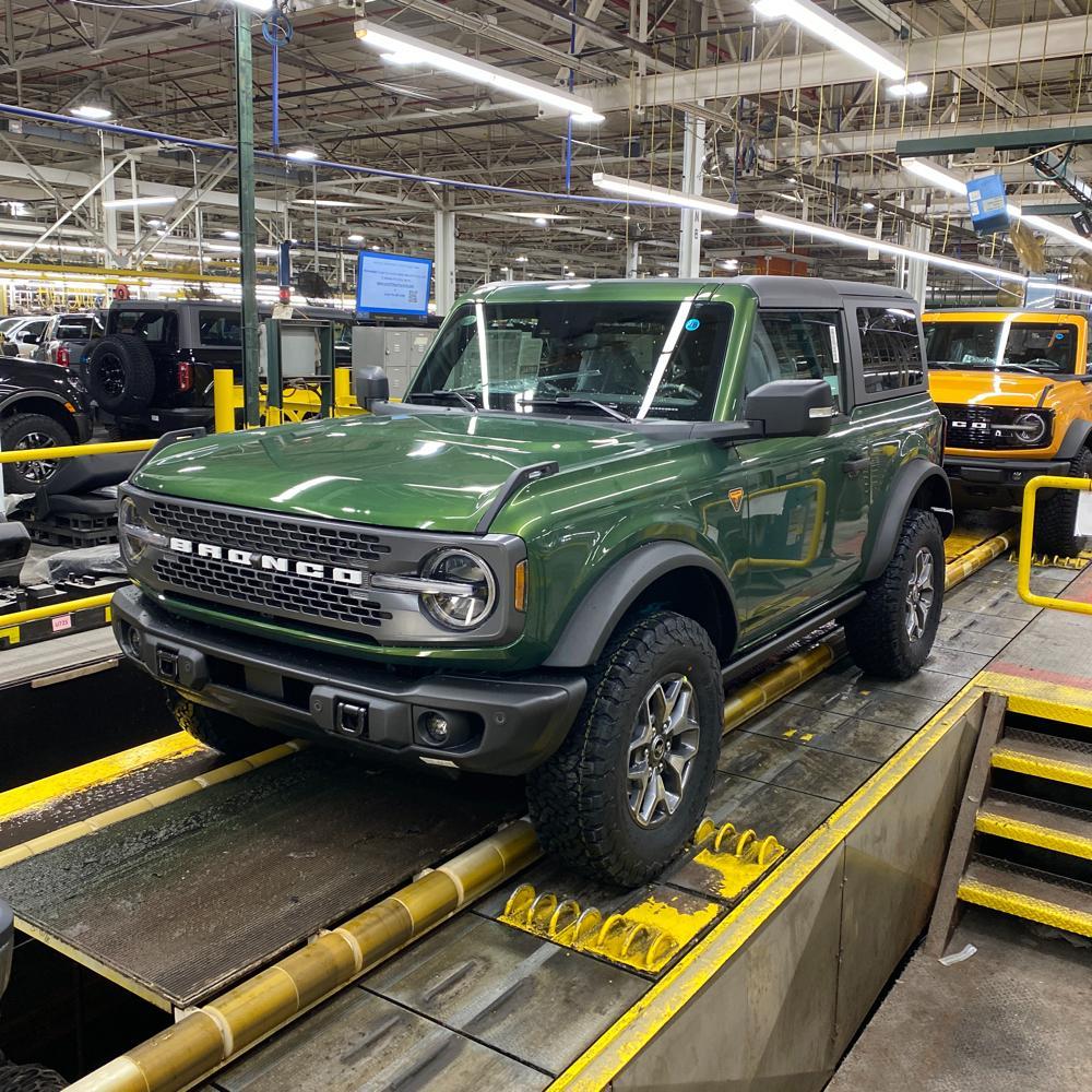 Ford Bronco 02/28/22 Build Week Thread Birthday pic