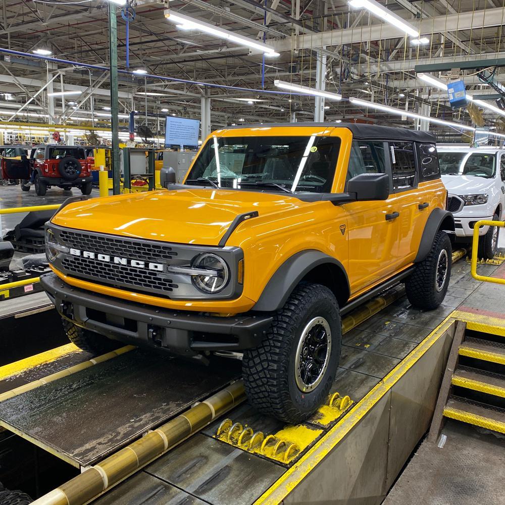 Ford Bronco 2/21/2022 Build Week Group 58AB1990-47A3-45E2-B069-E406AF58F46A