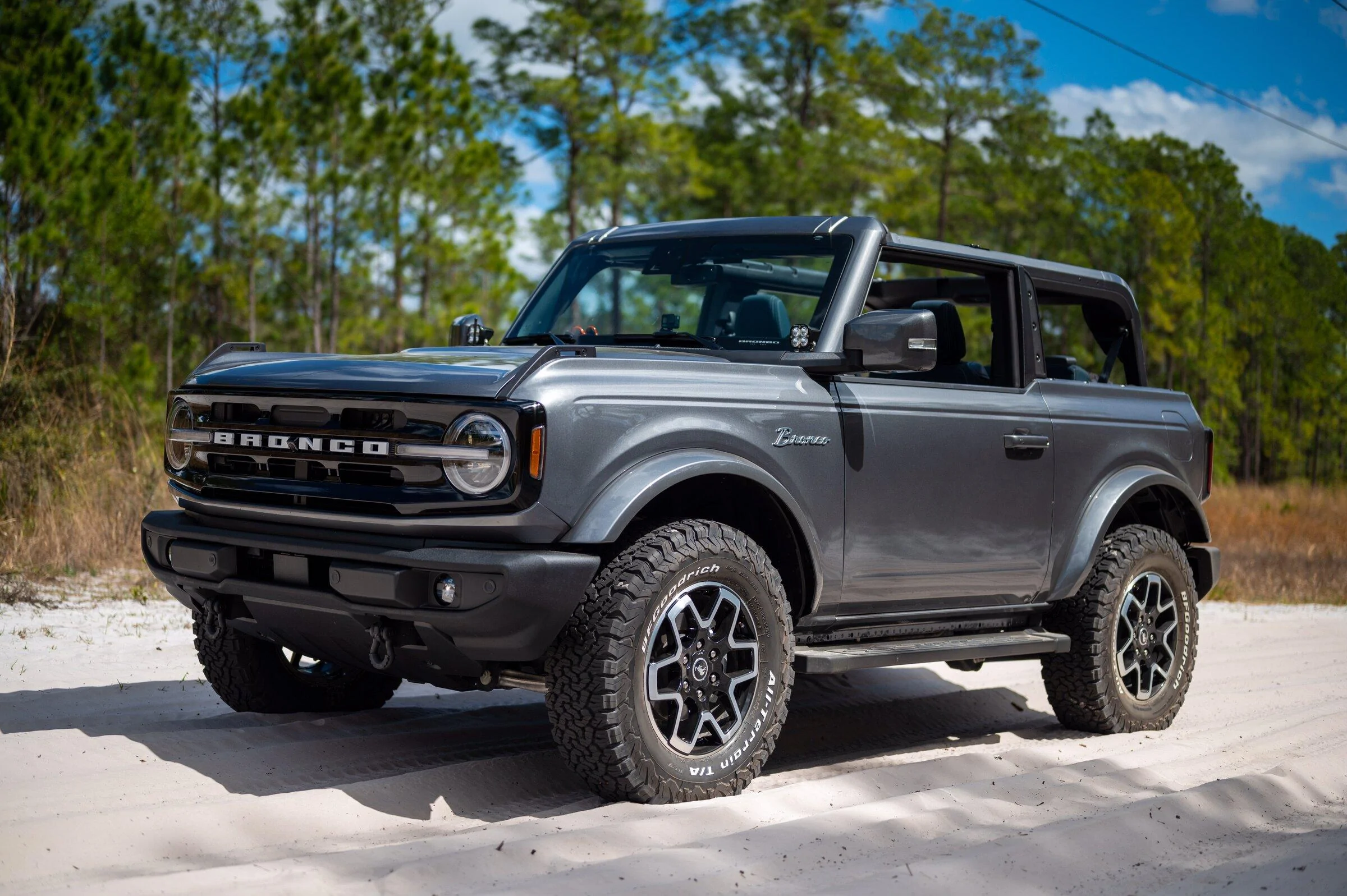 Ford Bronco Bronco Team 2 door. C637B33E-BE2C-4D13-B12E-11808F48175E