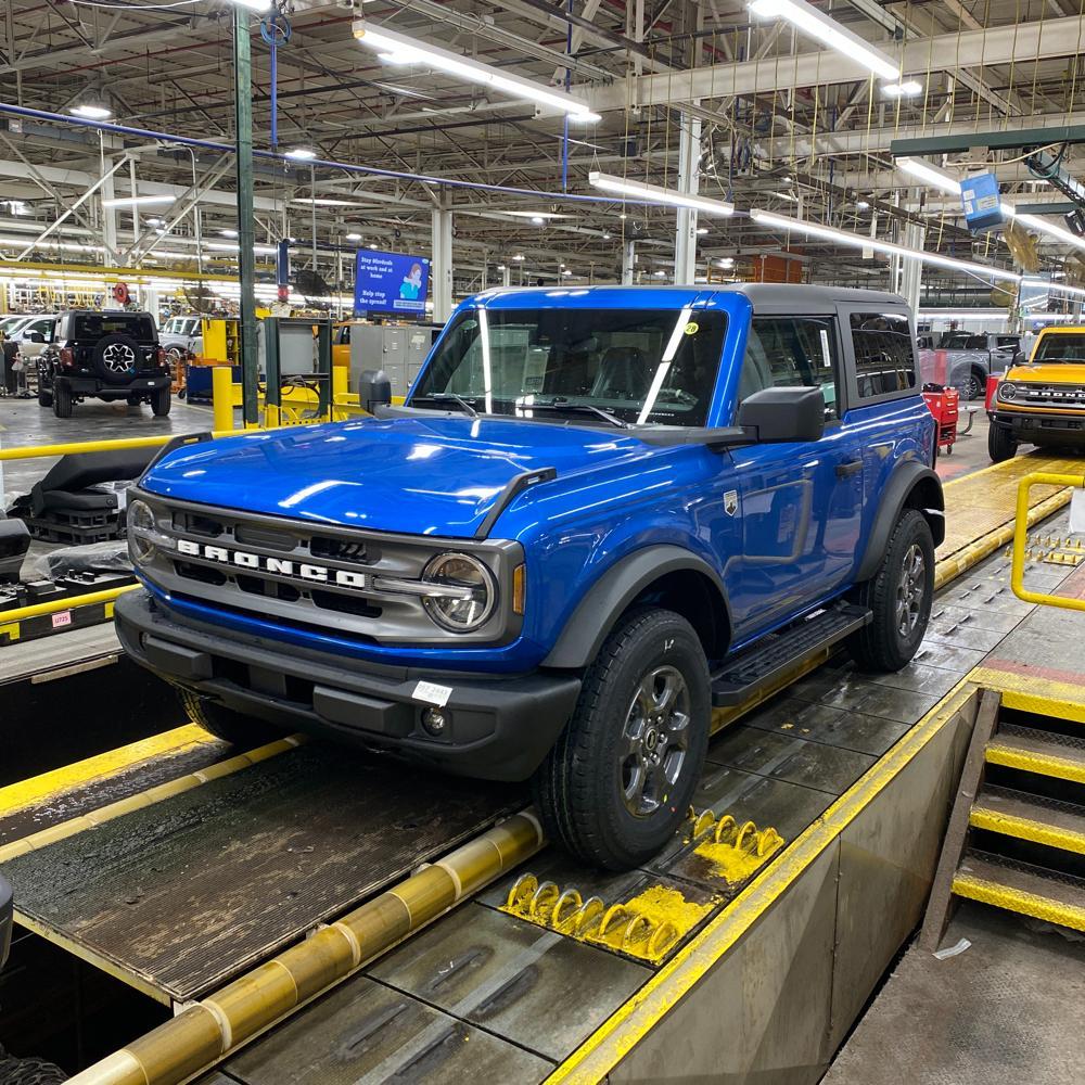 Ford Bronco 2/21/2022 Build Week Group image