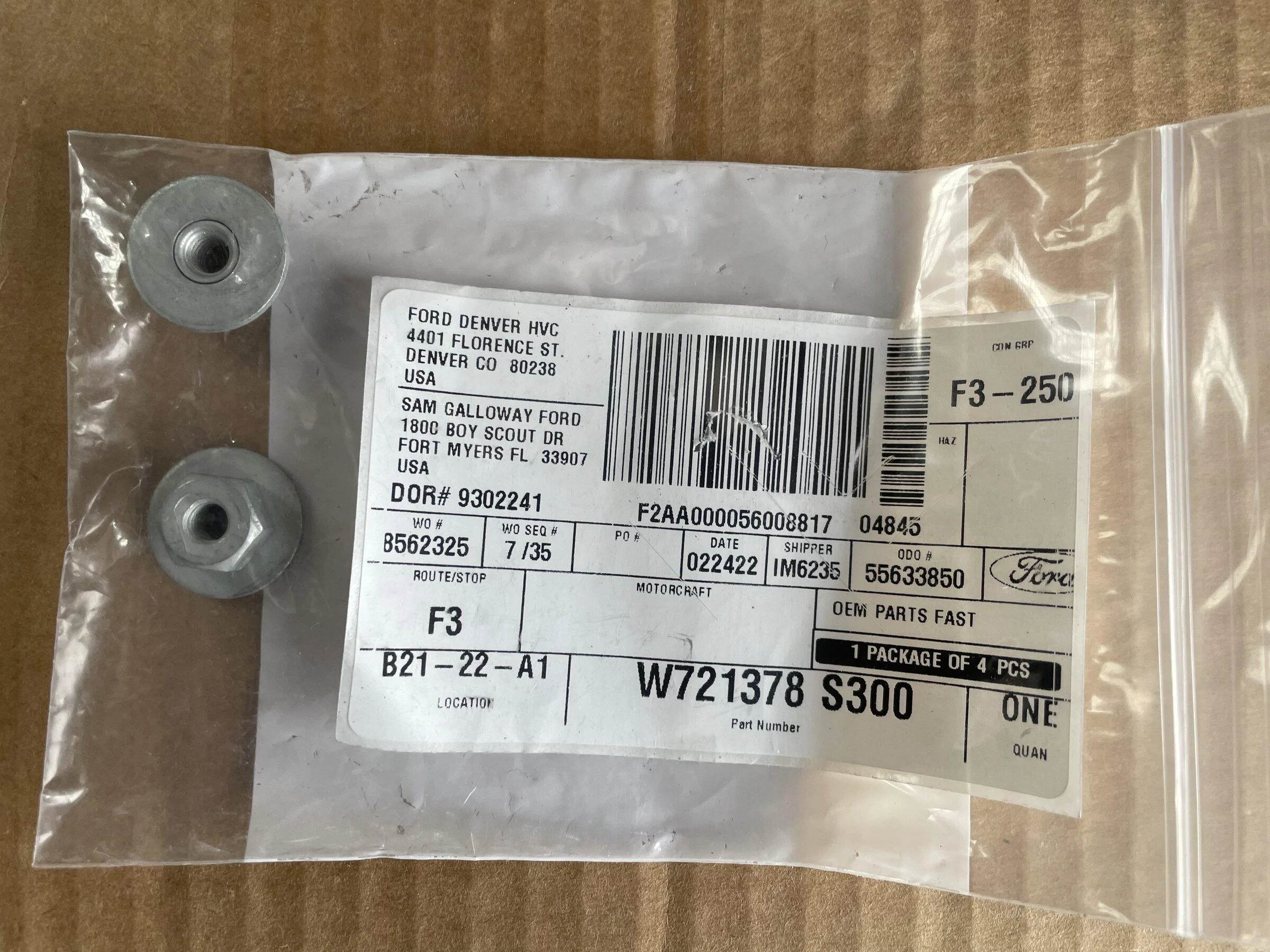 Ford Bronco Replacement clips for rear side panels 727E49E4-4484-4BAE-8A14-972911AE7E88