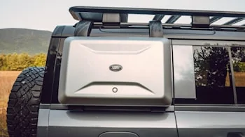 Ford Bronco Any Side Gear Box coming? 2020-Land-Rover-Defender-side-gear-box