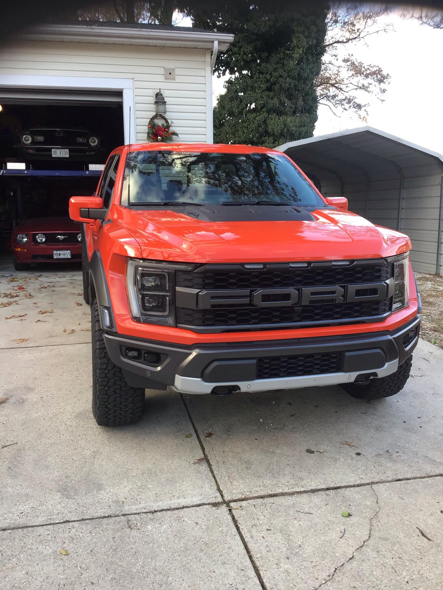 Ford Bronco Code Orange Bronco Raptor Spotted With Vinyl Graphic Option 9DB367C2-E6C0-4D20-BDF6-AF63AD8DDC39