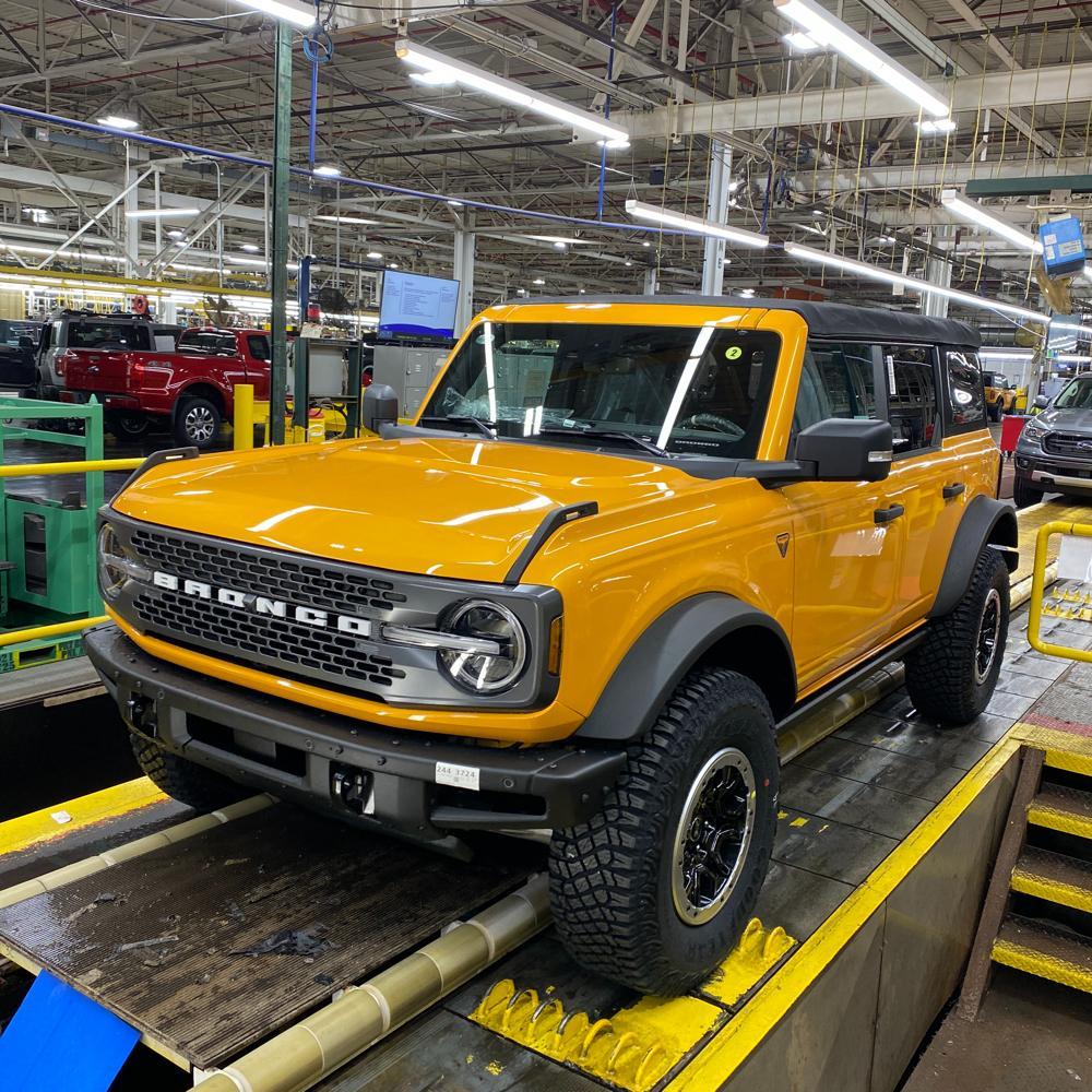 Ford Bronco Never got your assembly line photo?  Maybe someone has a match! 1646946422184