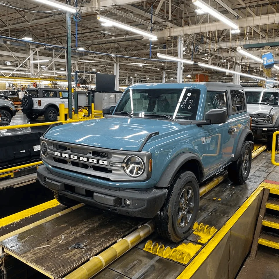 Ford Bronco Never got your assembly line photo?  Maybe someone has a match! 1646957967451