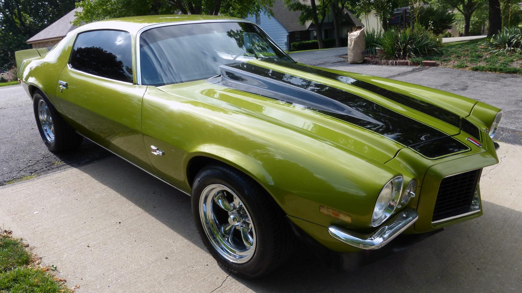 Ford Bronco A Real Hoot! 71 Camaro