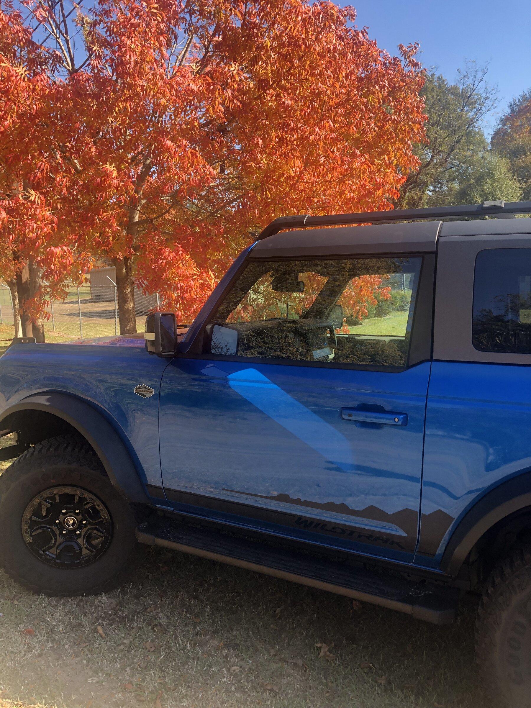 Ford Bronco 2-Door Bronco Glamour Shots? 20E8789A-8D97-45FA-99E6-FBCAEB5E73E8