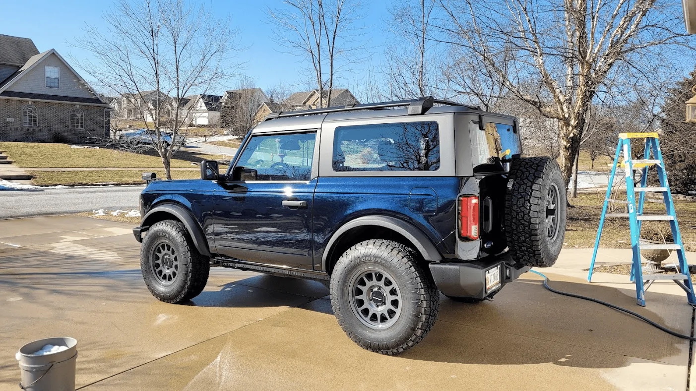 Ford Bronco 2-Door Bronco Glamour Shots? 1647039525878