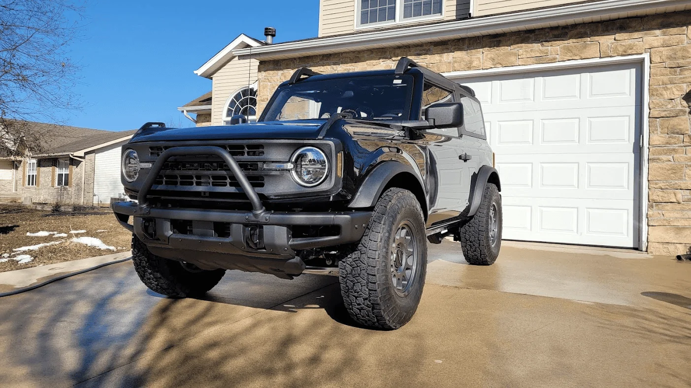 Ford Bronco 2-Door Bronco Glamour Shots? 1647039574602