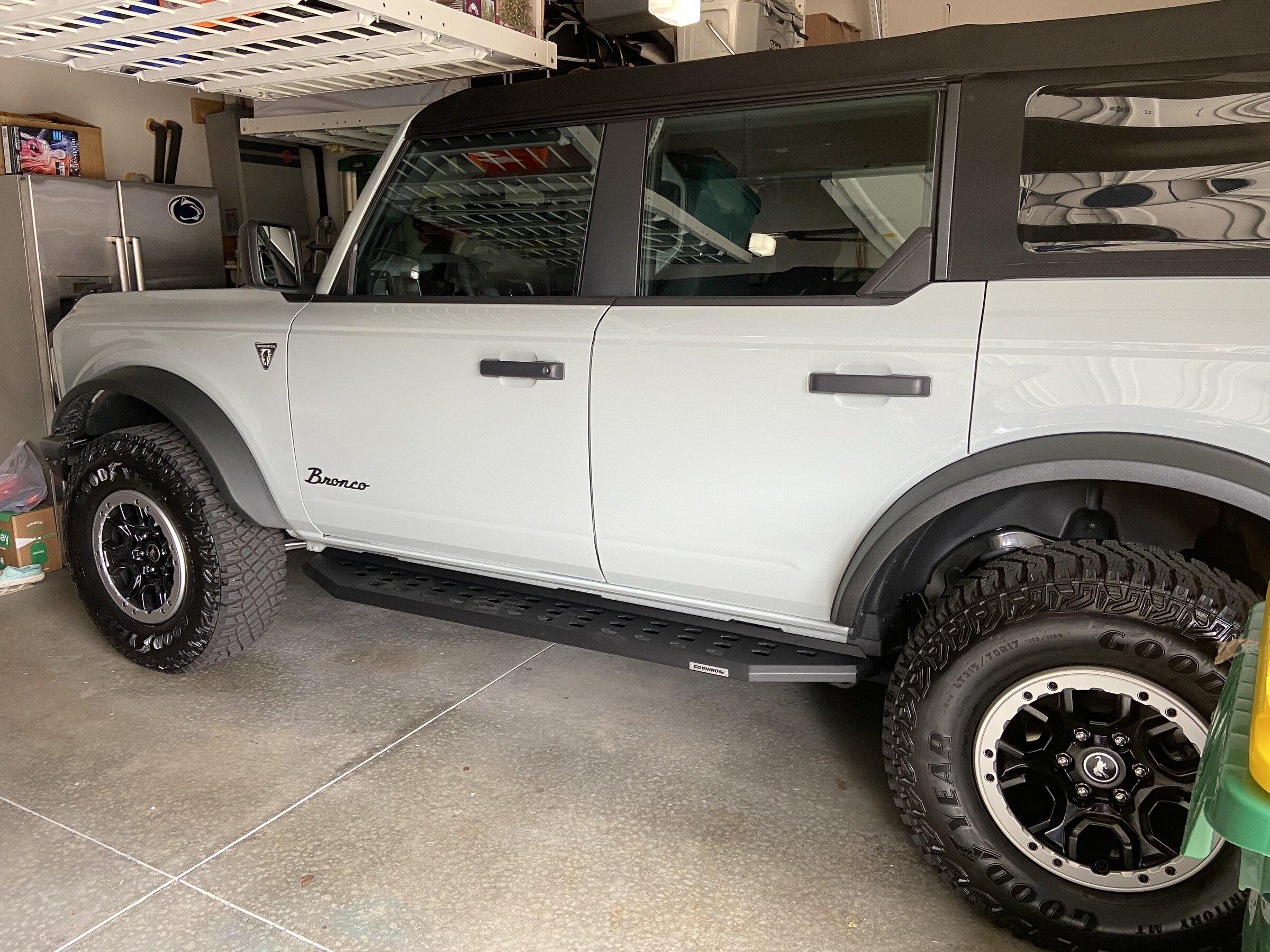 Ford Bronco Base Model Bronco Thread EE48FEAD-54D5-4B87-B3D0-6845D6471BA4
