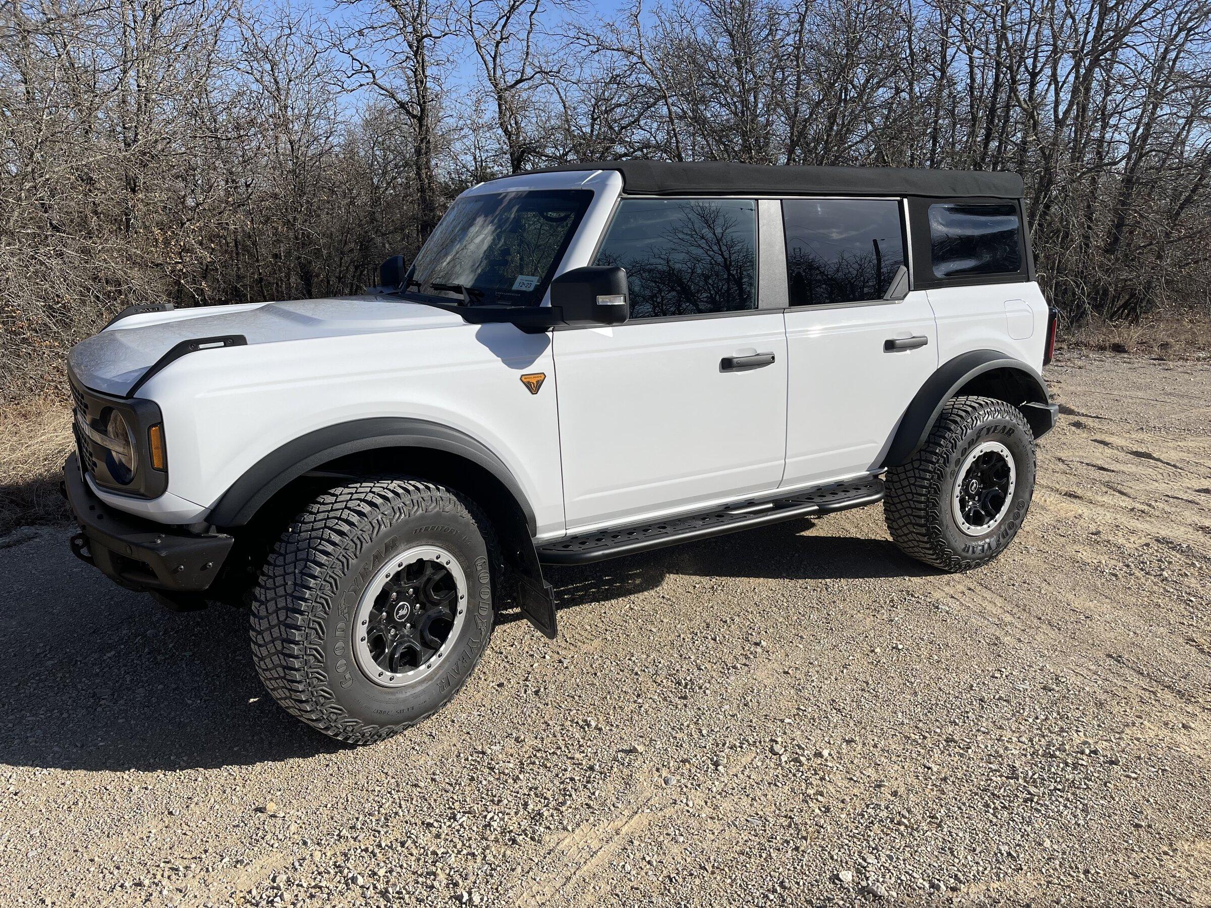Ford Bronco ZROADZ slider / step installed F241C0A9-FB90-4F54-A32F-82D11A687918