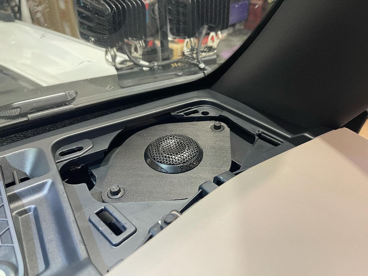 Ford Bronco Ultimate Stereo Upgrade Thread 7056F2C0-F8D1-47E3-B103-1EF37241AC53