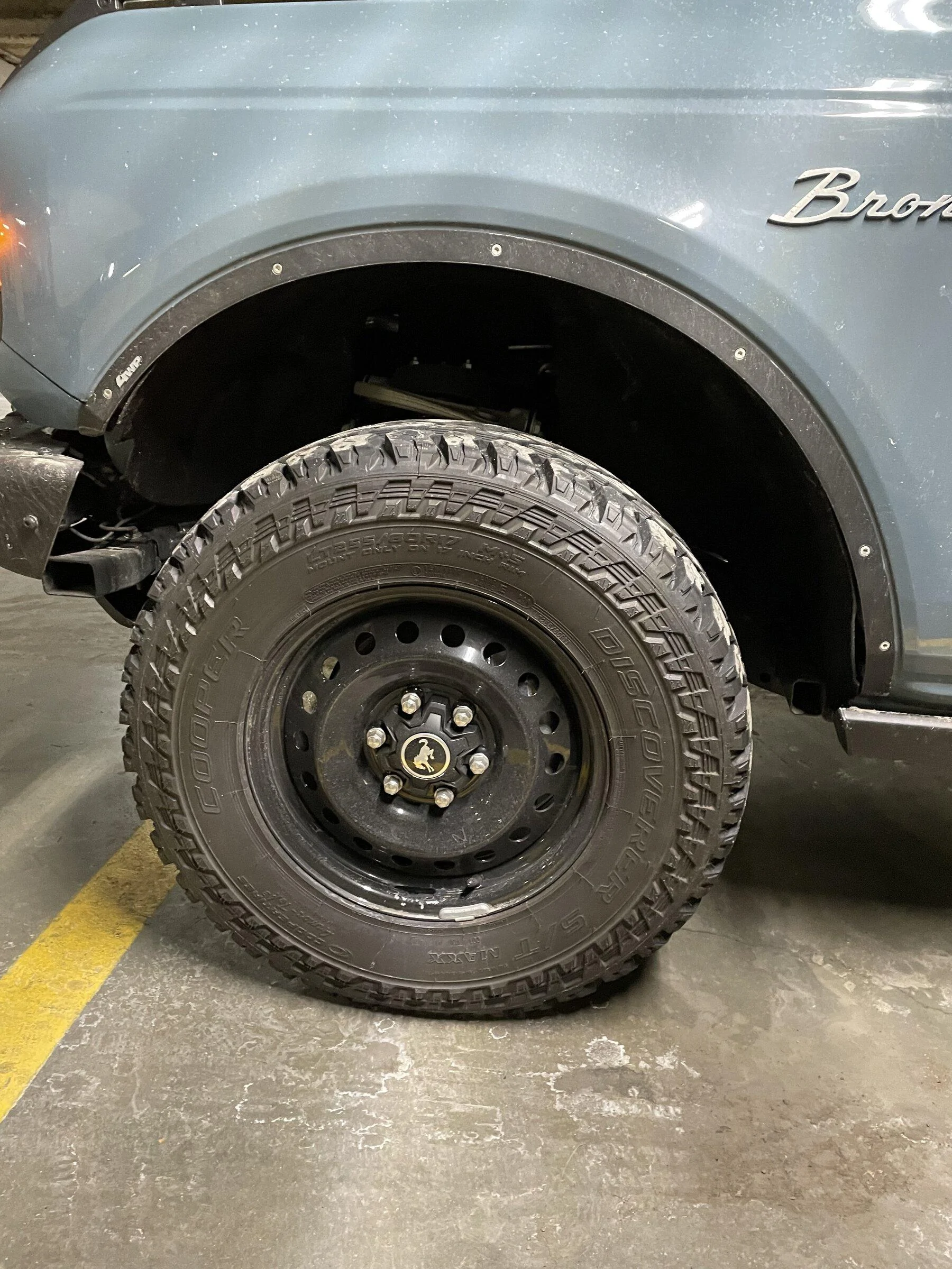 Ford Bronco Show us your installed wheel / tire upgrades here! (Pics) IMG_0673