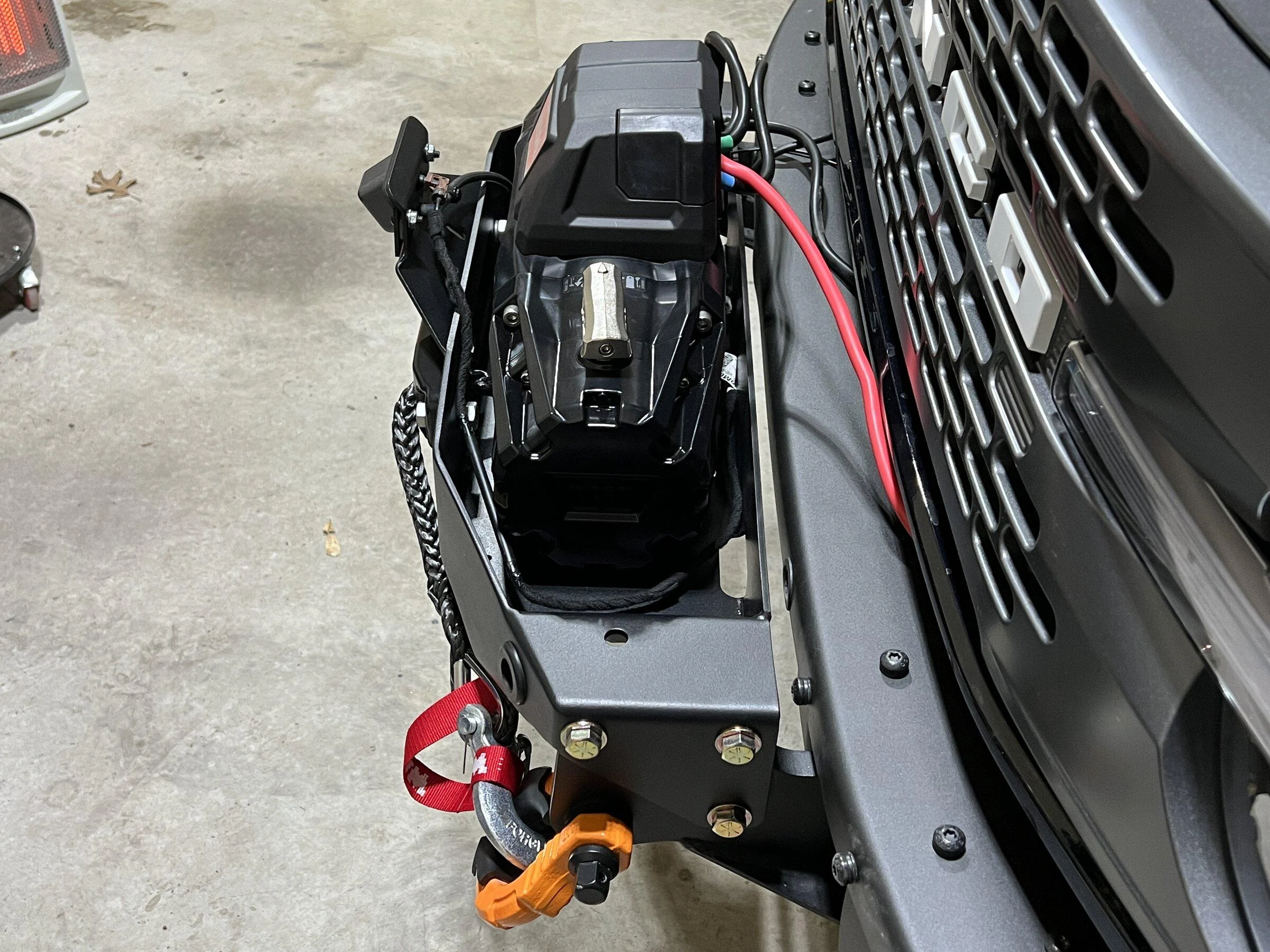 Ford Bronco Where to mount Winch Controls? 20220314_000920008_iOS