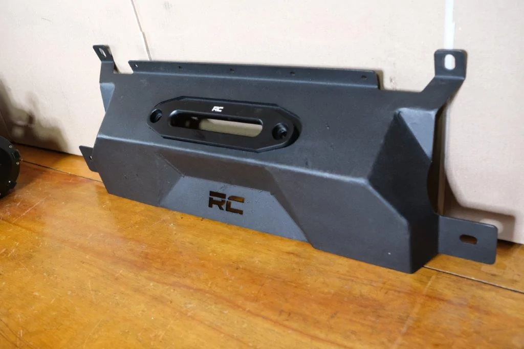 Ford Bronco Rough Country Hidden Winch now for Modular Bumper **new photos*** 1647351122907