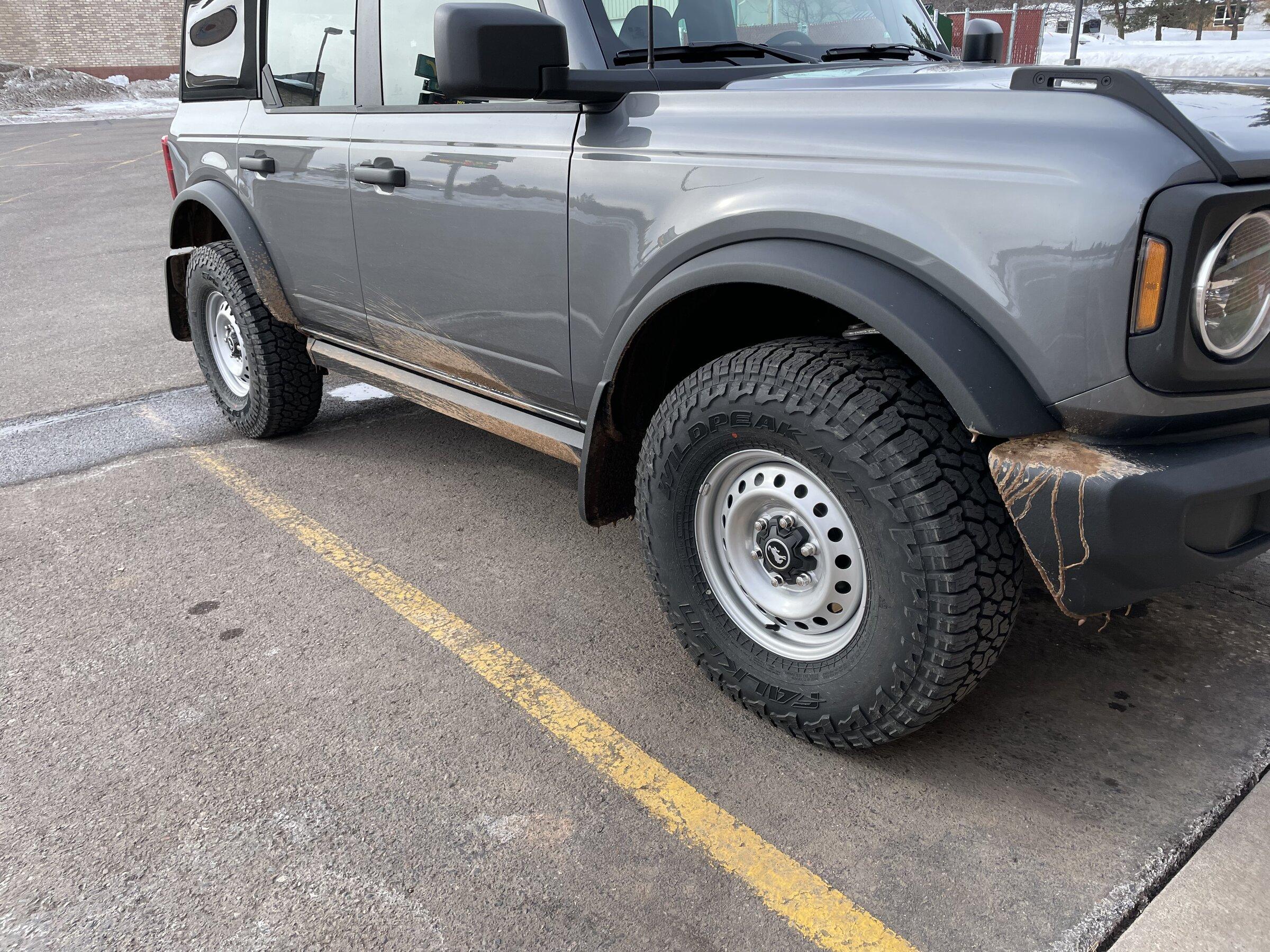 Ford Bronco More OEM Splash Guard installed details 5021EA2B-4A10-4982-AA1D-54CC4D5D6BCE