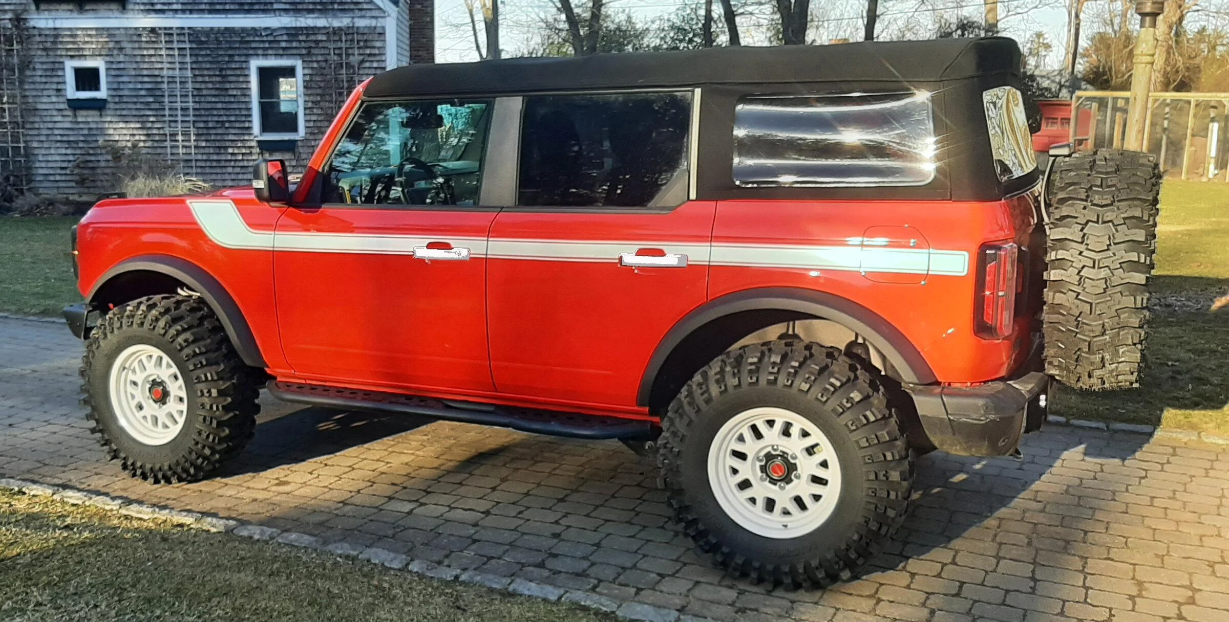 Ford Bronco White Wheels???? whitehandles