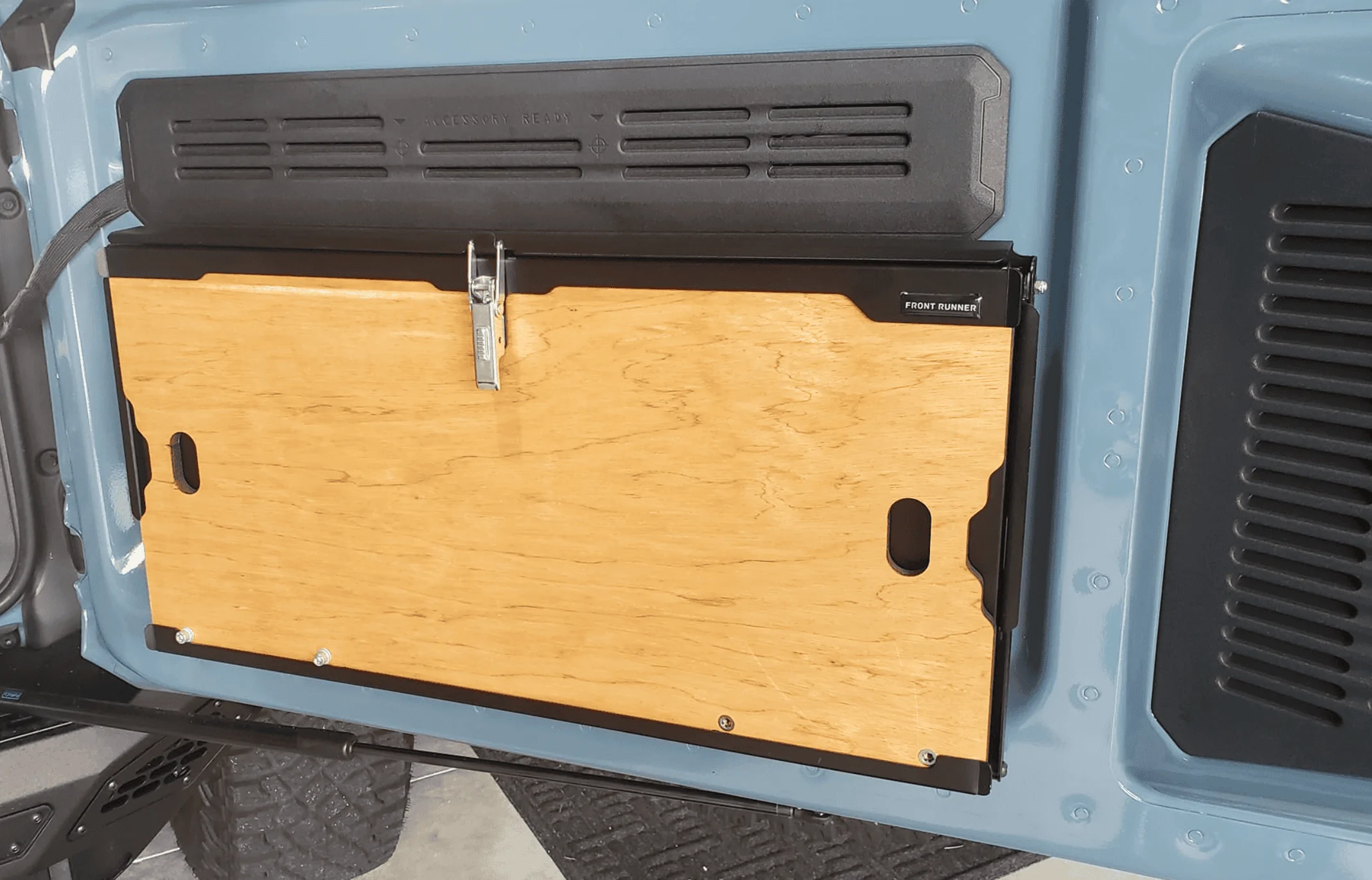 Ford Bronco Goose gear tailgate table installed! 1647464974434