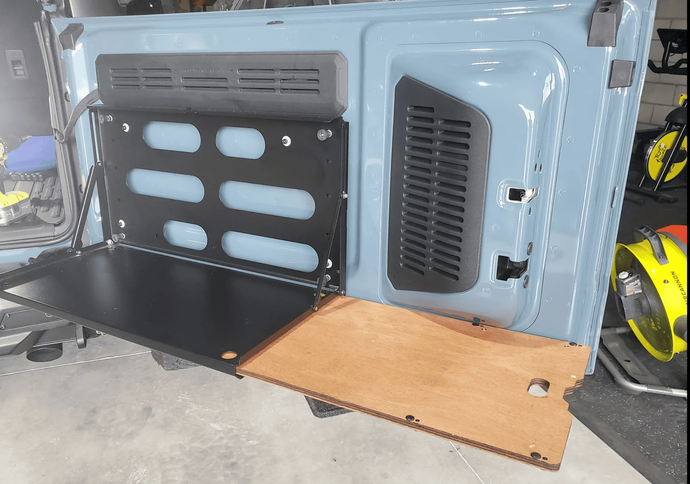 Ford Bronco Goose gear tailgate table installed! 1647465022588