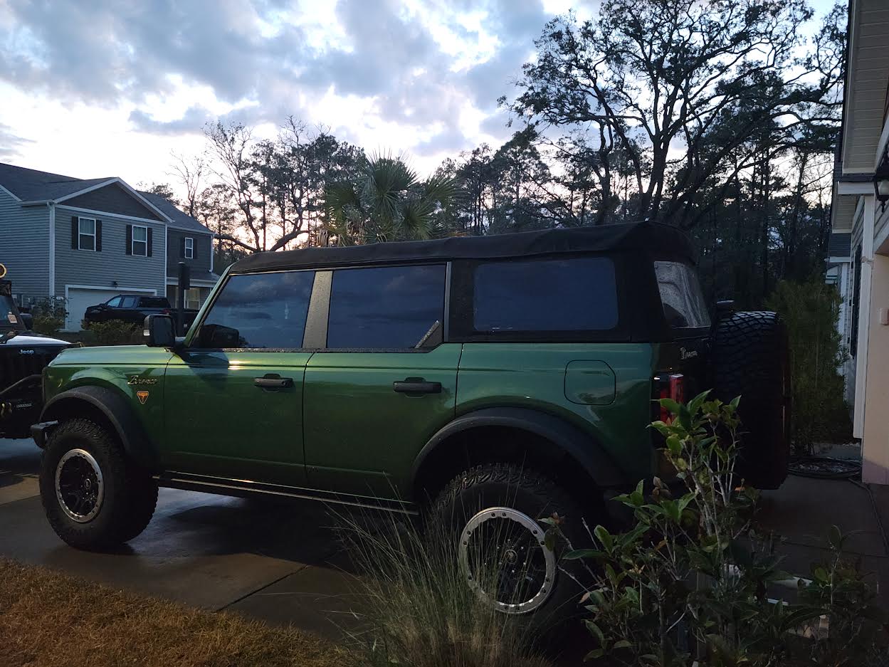 Ford Bronco ERUPTION GREEN Bronco Club 1