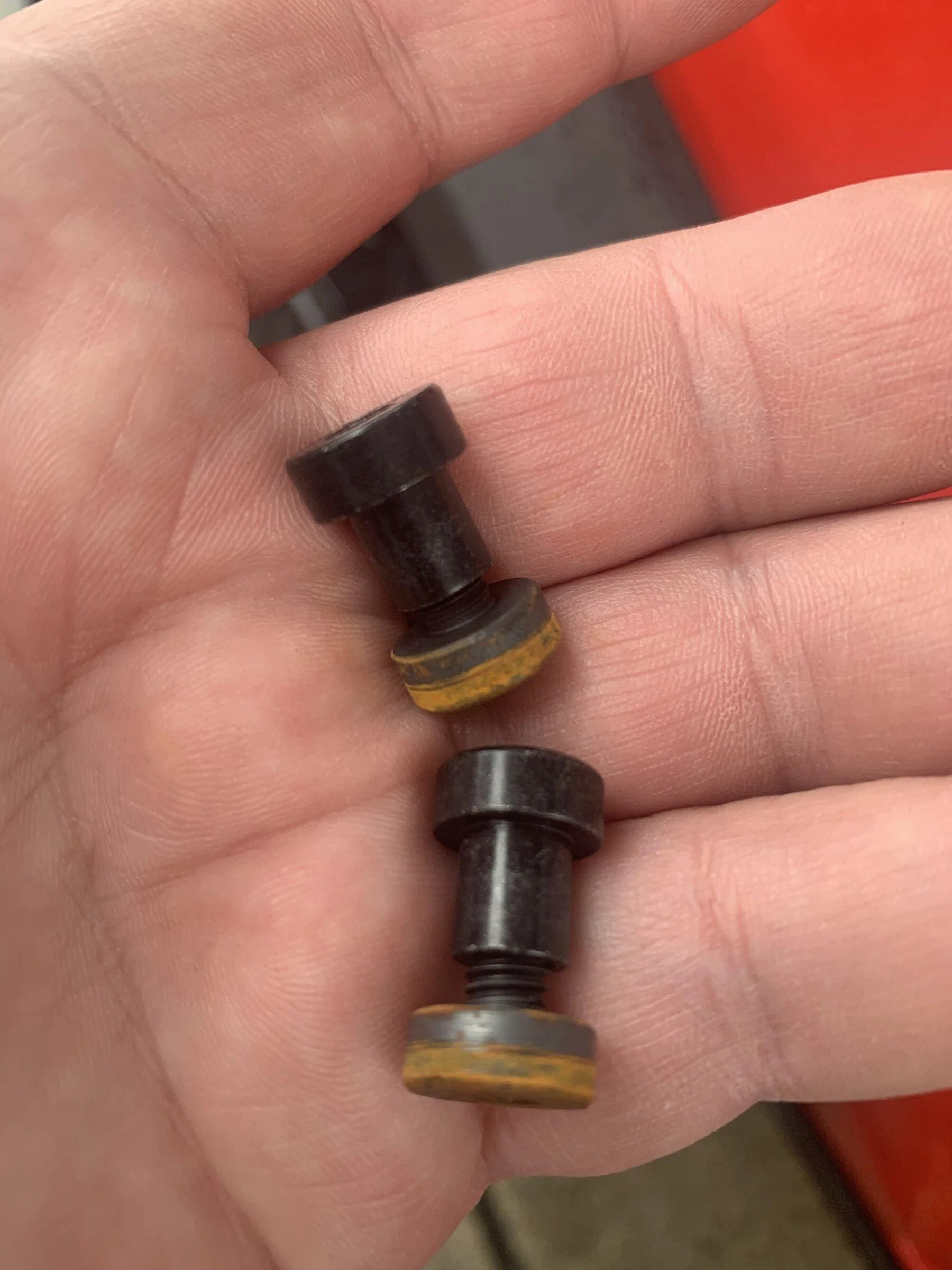 Ford Bronco Rusting accessory bolts F6B341BD-8C20-49BD-8A91-3500153A8ED9