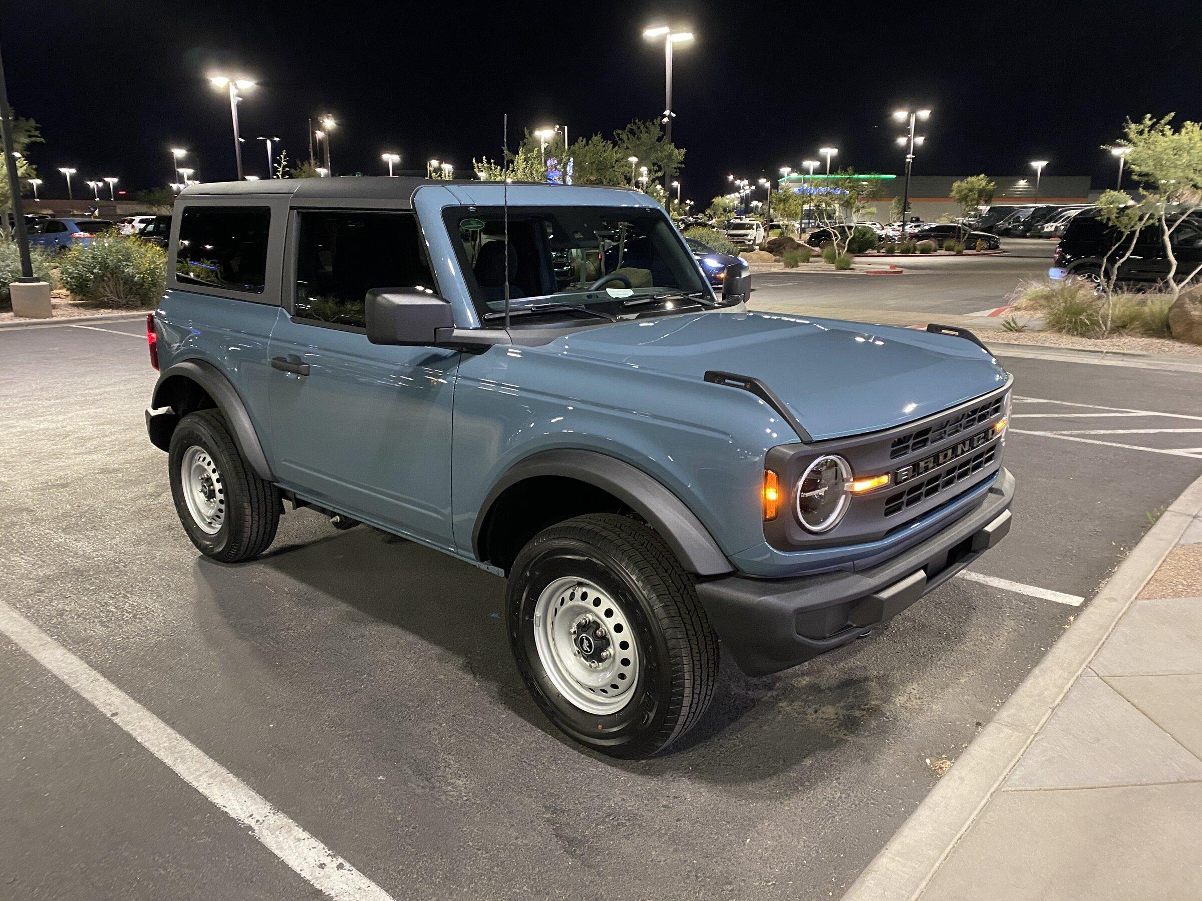 Ford Bronco A51 Base 2-Door Build 6065797F-A871-4ACB-92DA-F7F3940B1433