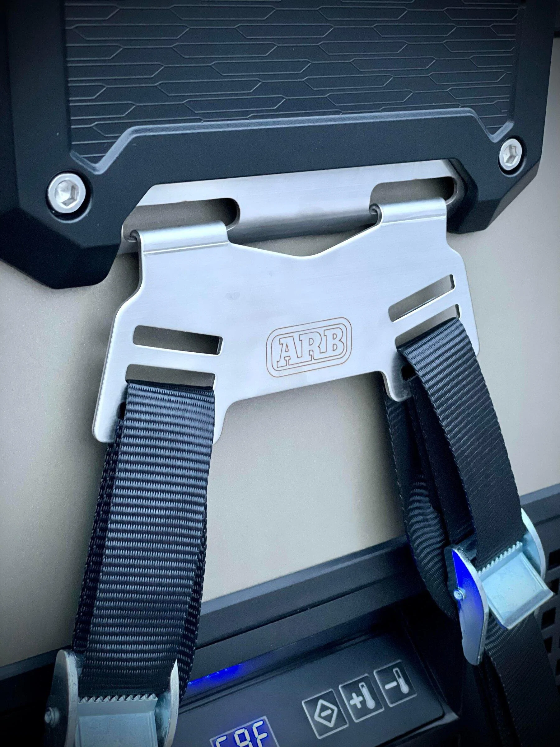 ARB Roller Drawer Kit with Roller Top for 2021+ Ford Bronco Installed ...