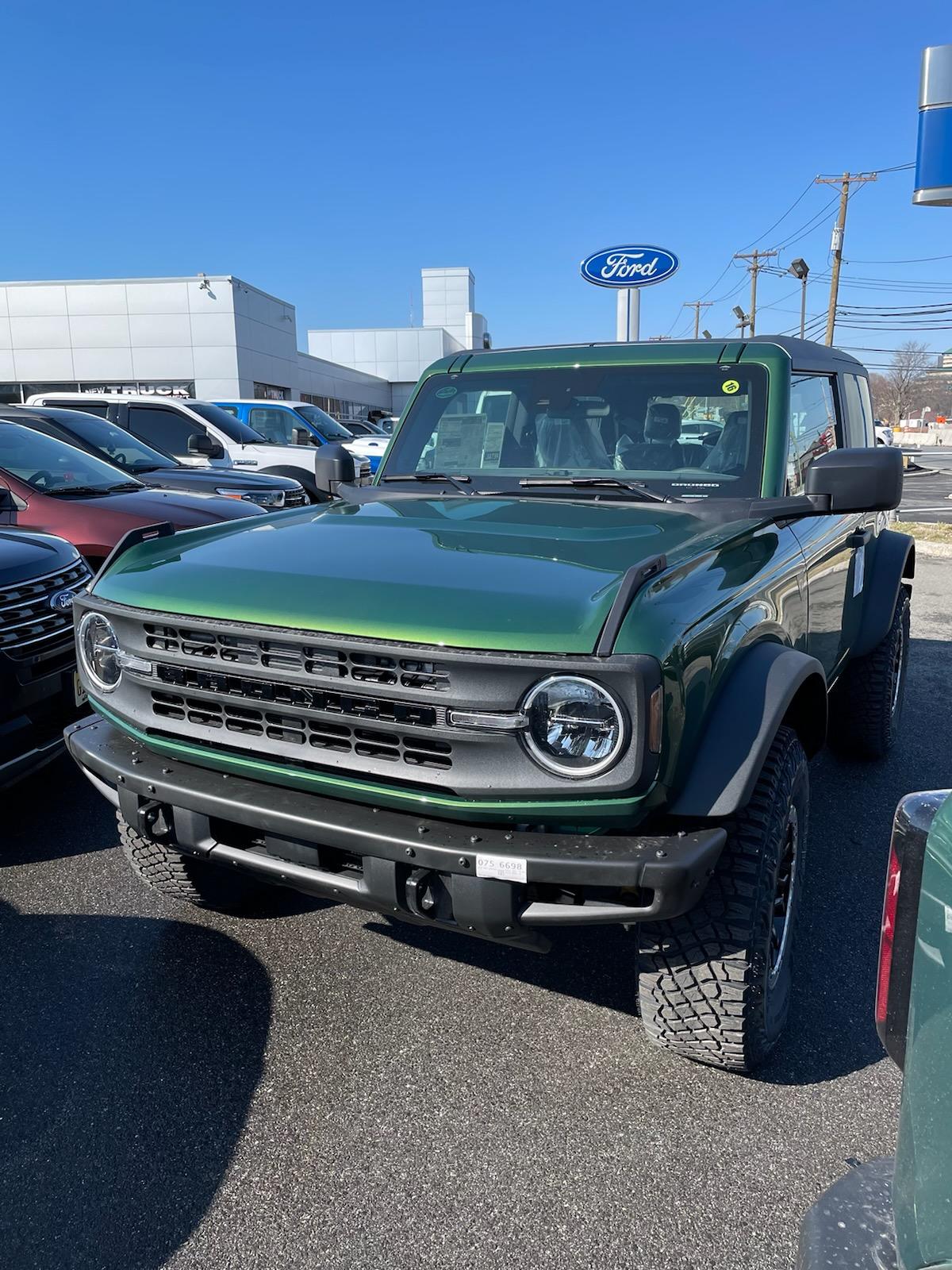 Ford Bronco ERUPTION GREEN Bronco Club 669306722