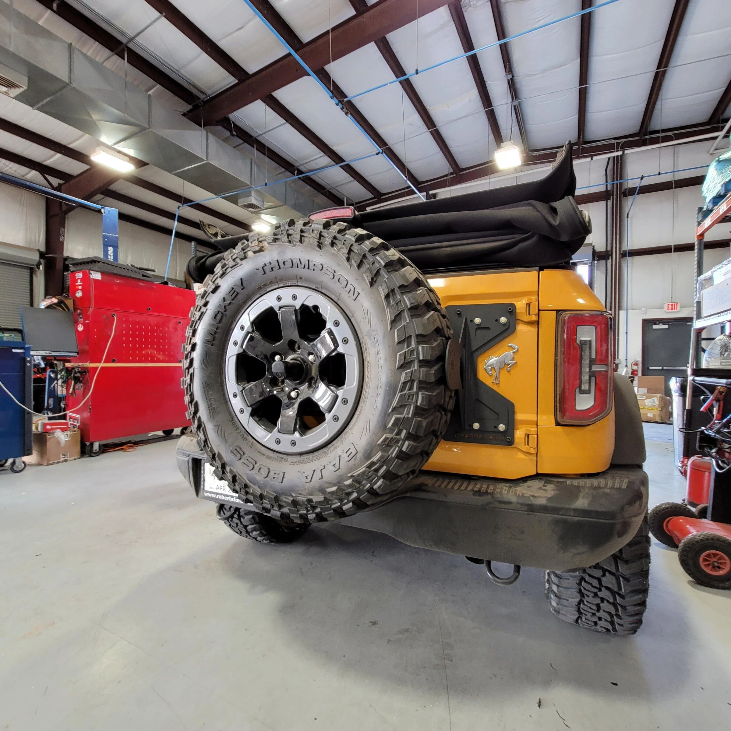Ford Bronco RTR Jerry Can mount 20220318_170214