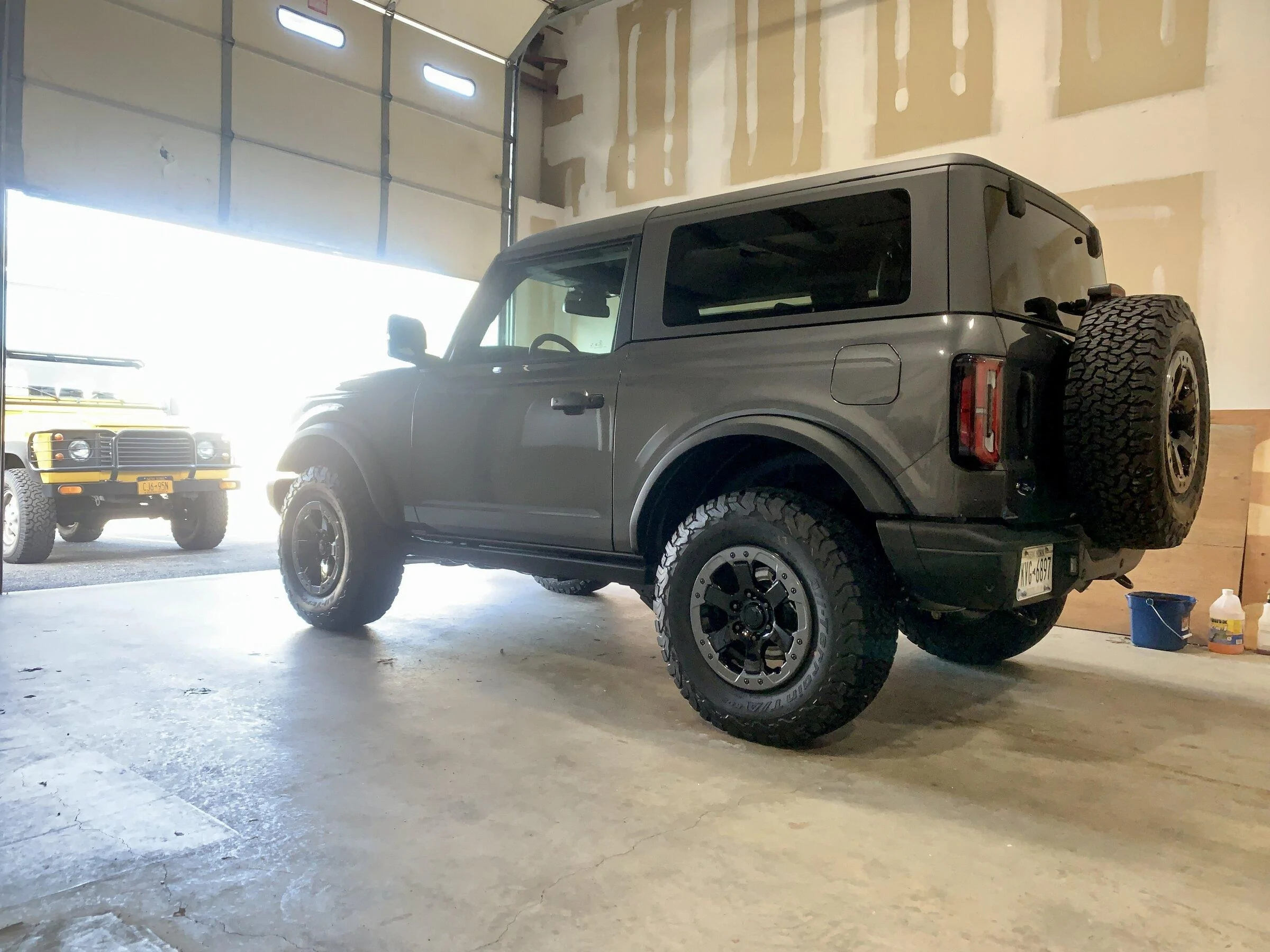 Ford Bronco Show us your installed wheel / tire upgrades here! (Pics) 702B070E-0B54-44A1-B1BE-BBA9388B54AF