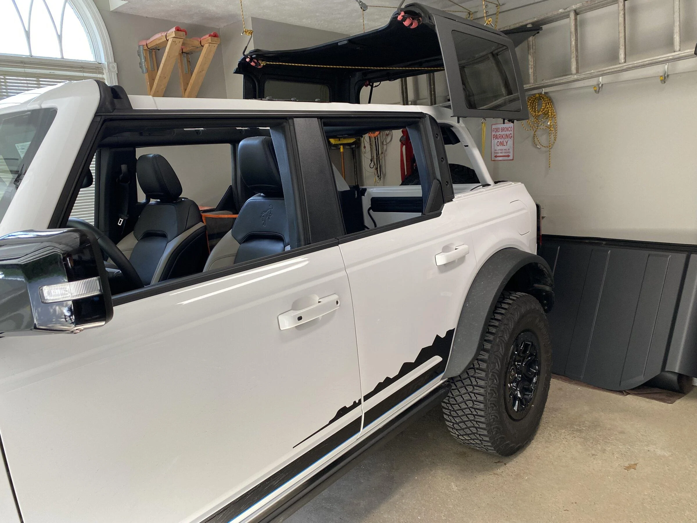 Ford Bronco BLACK ICE Build 290C429B-1748-47E7-98E0-2F15527C0A52