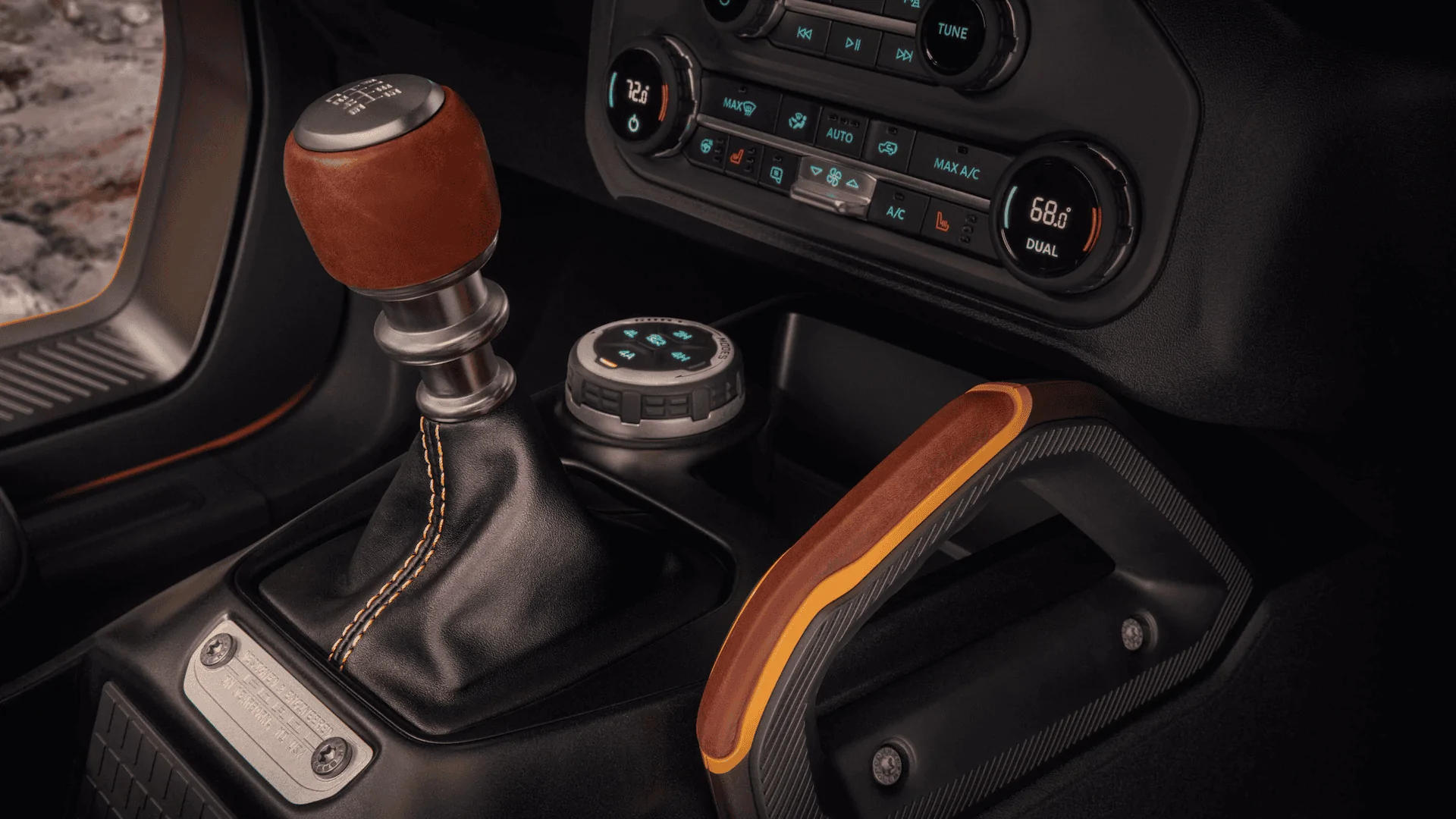 Ford Bronco Brown Accents on Interior 1647838670395