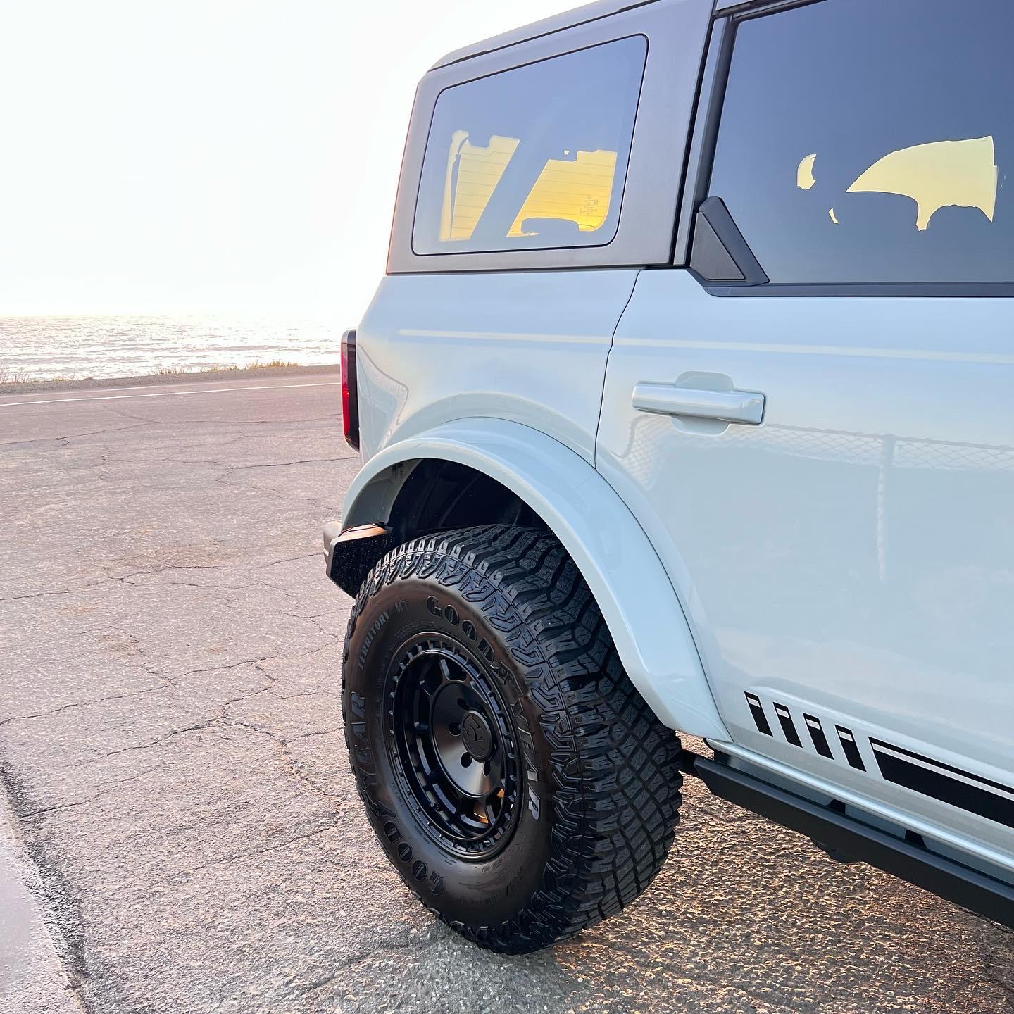 Ford Bronco Bronco Sunset Pics - Clean Build w/ Painted Fender Flares, Fifteen52 BroncoSunset-8