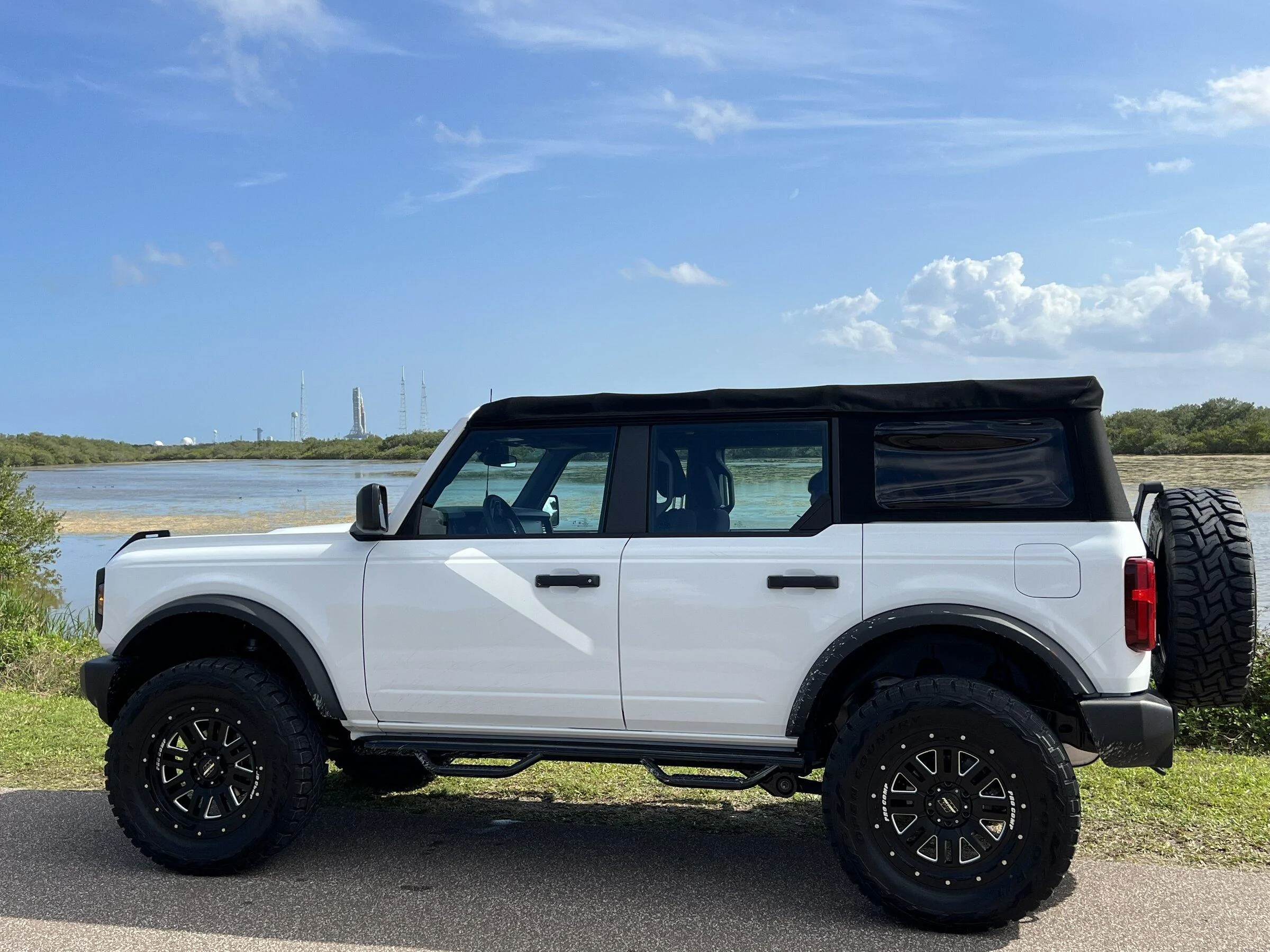 Ford Bronco Hello from the space coast 1A31EC20-3852-497C-AF9C-3C7202CD54A8