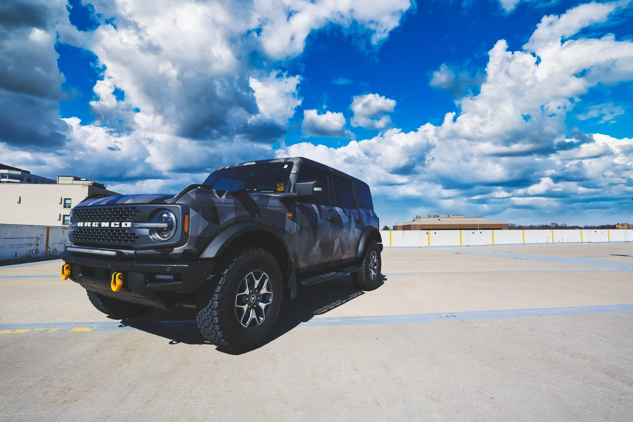Ford Bronco Just a City Dweller. Urban Digital Camo Bronco Rooftop Bronc Matte_FB