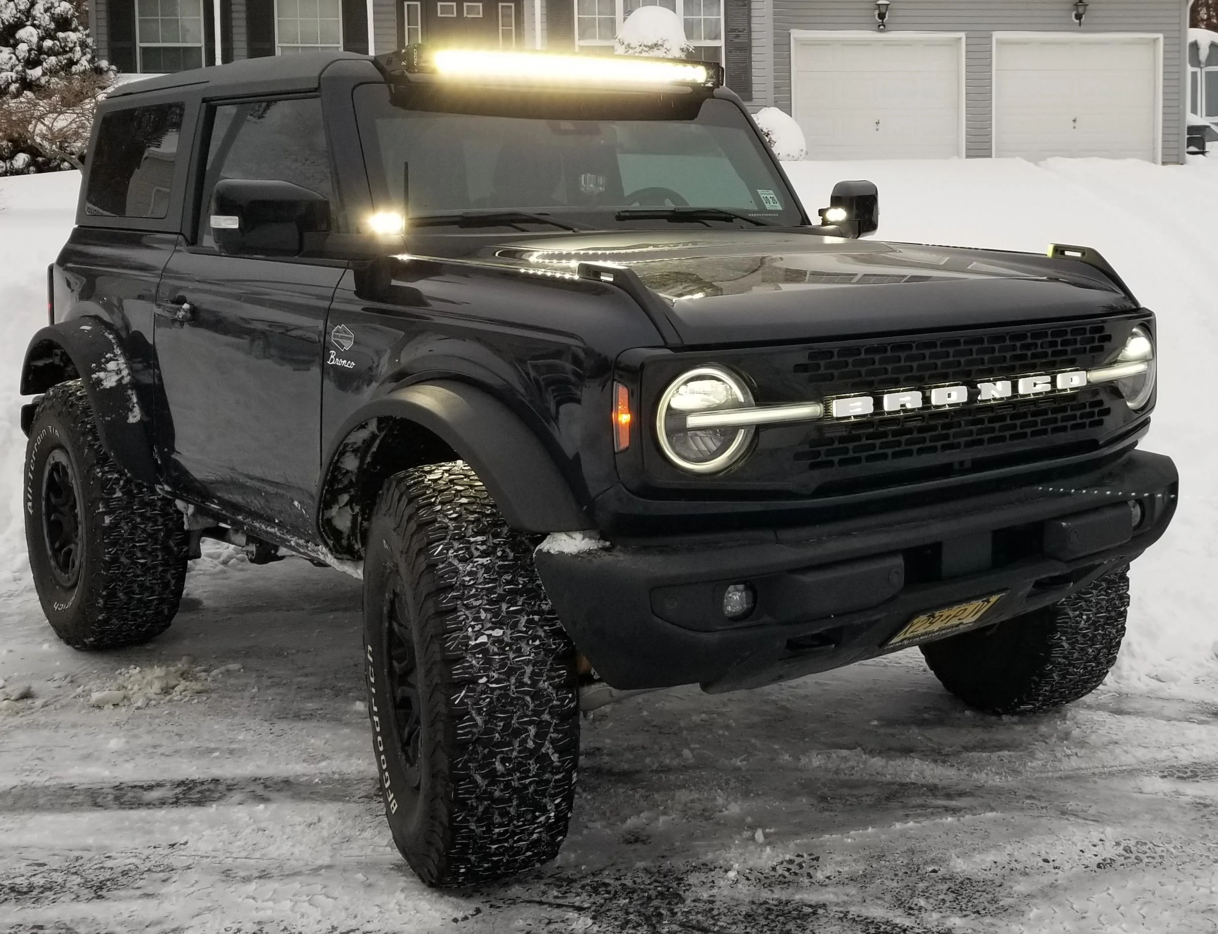 Ford Bronco Balancing 37" wheels - dynamic weights not sticking? 20220226_234141