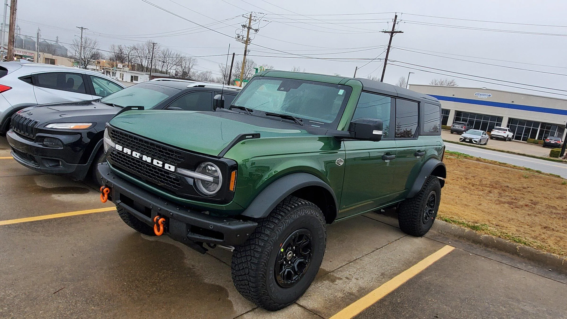Ford Bronco ERUPTION GREEN Bronco Club 20220318_115051[78656]