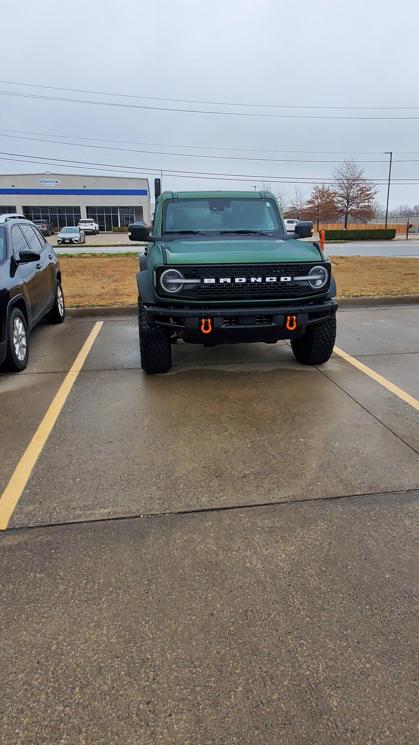 Ford Bronco ERUPTION GREEN Bronco Club 20220318_115042[78657]