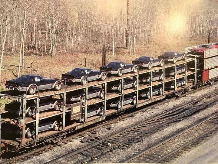Ford Bronco Railcar Photo. Corvette Railcar