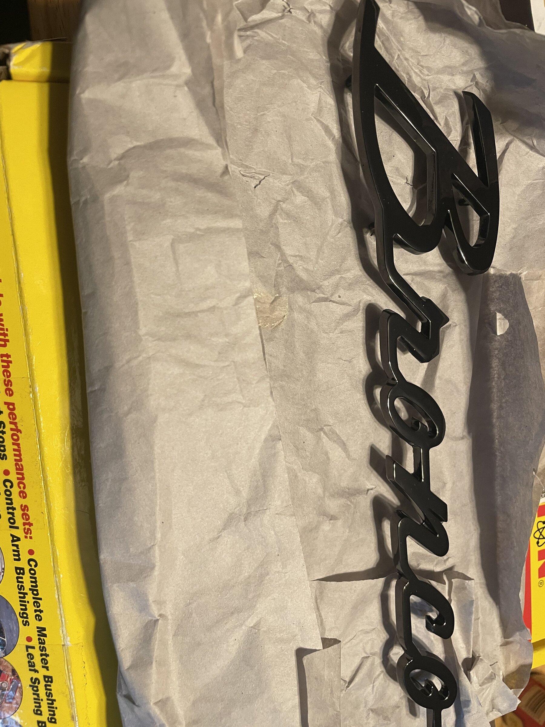 Ford Bronco WTB Gloss Black Bronco Script DEA1DEF4-2459-4537-94C7-5F5BDEA5EC7D