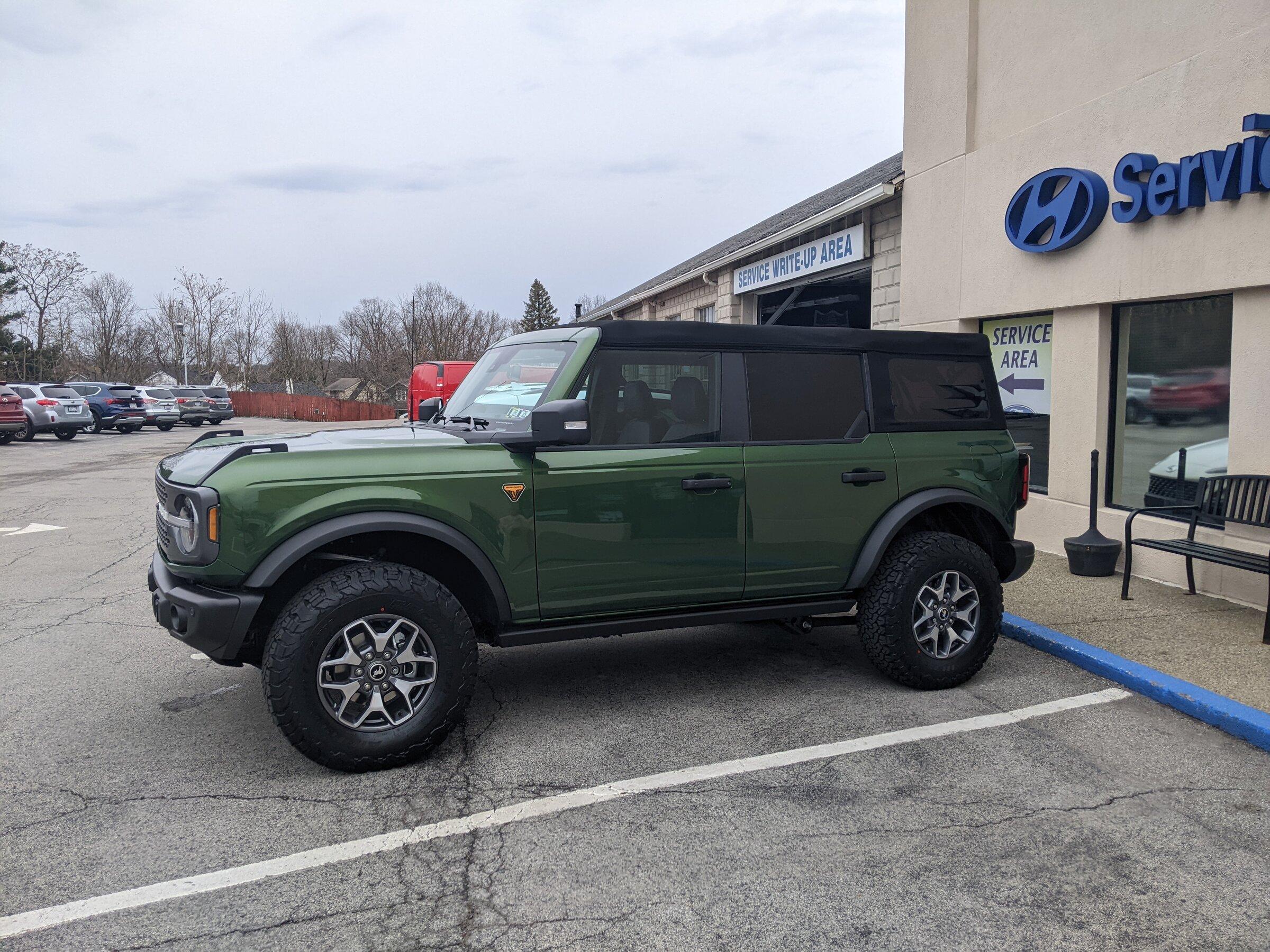 Ford Bronco It's here! PXL_20220322_165542981