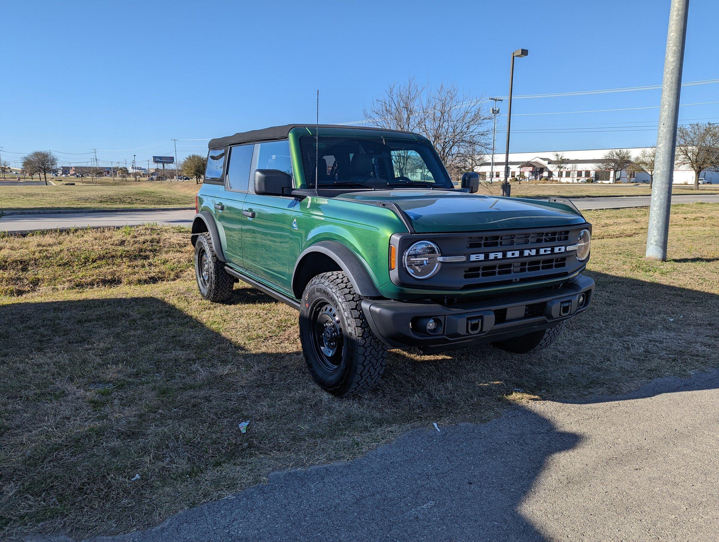 Ford Bronco It's here! PXL_20220319_224743843