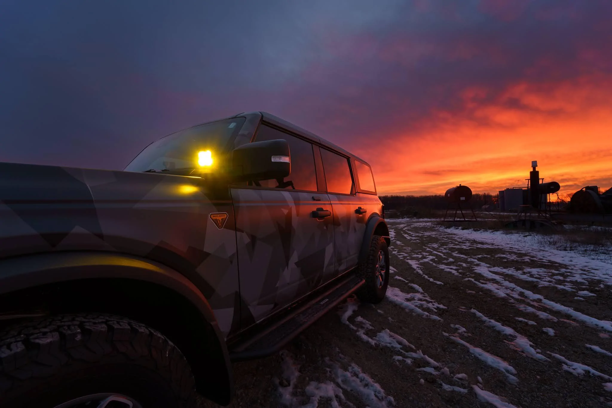 Ford Bronco Just a City Dweller. Urban Digital Camo Bronco Fire Oblique_FB