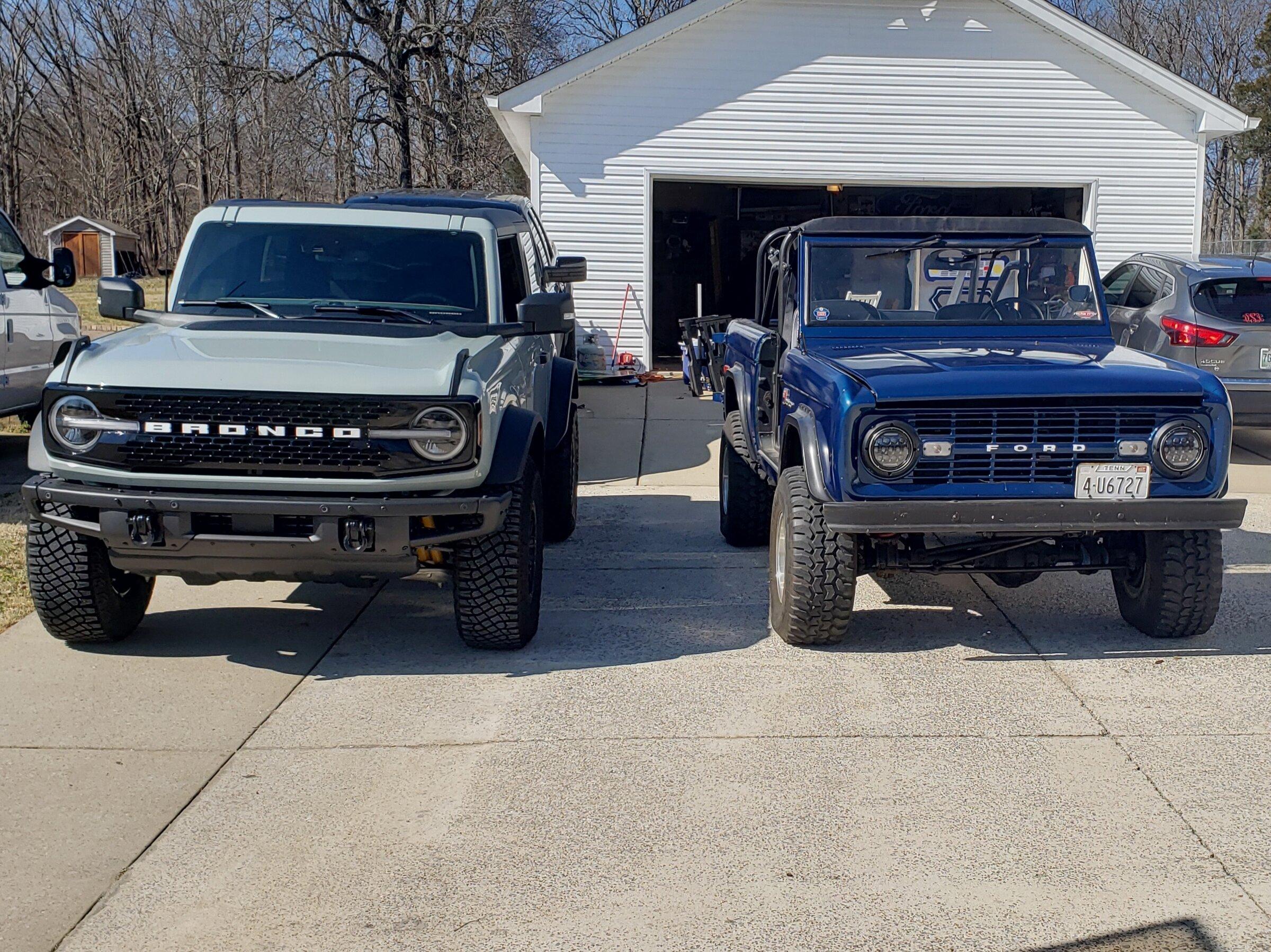 Ford Bronco Old School-New School 20220302_073850