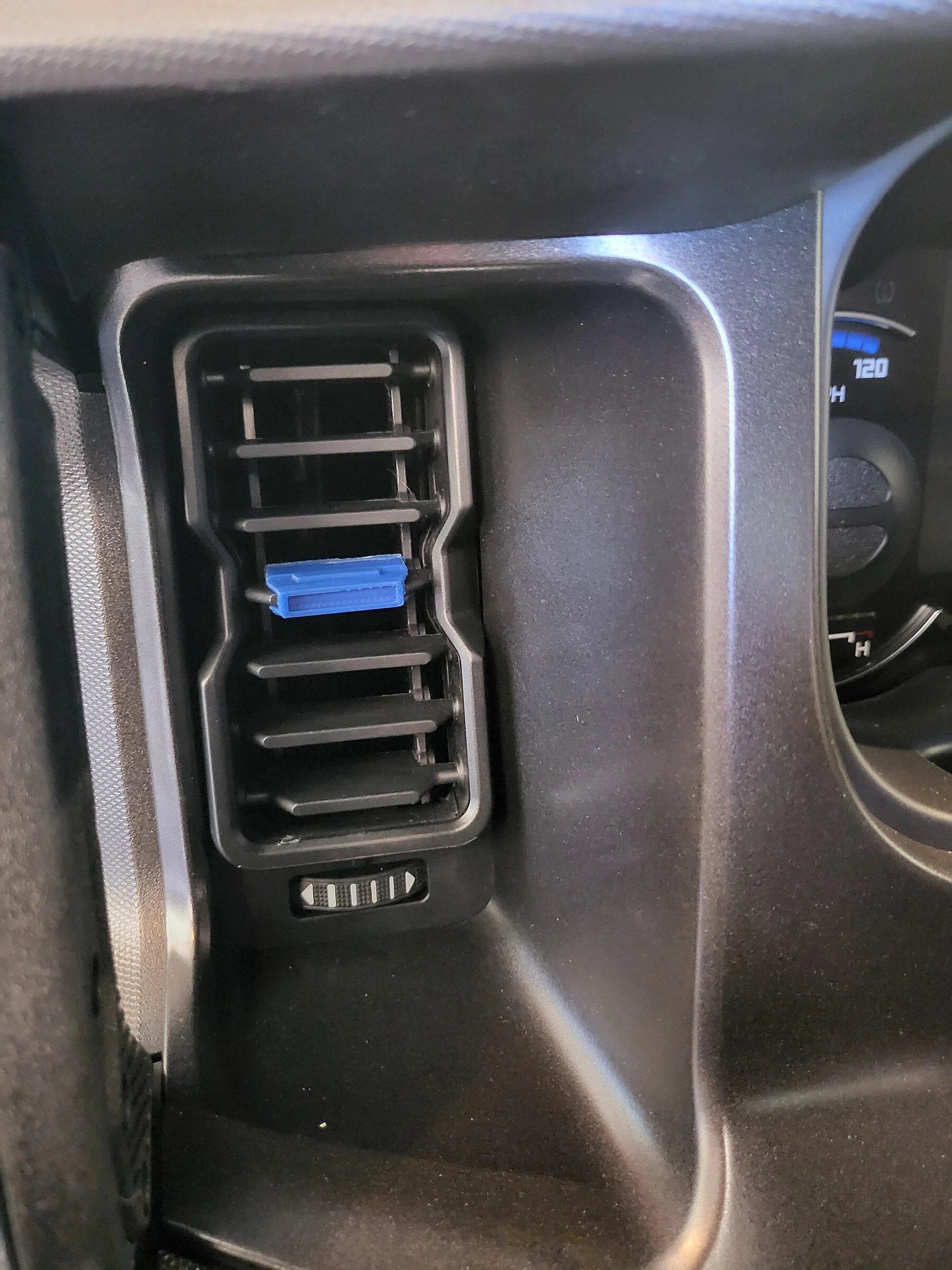 Ford Bronco Interior colored vent clips 20220323_140454