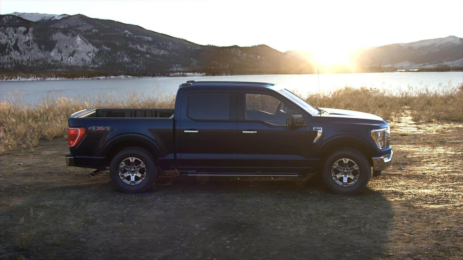 Ford Bronco Antimatter Blue Thread p720_ext_360_animatter_blue_0540