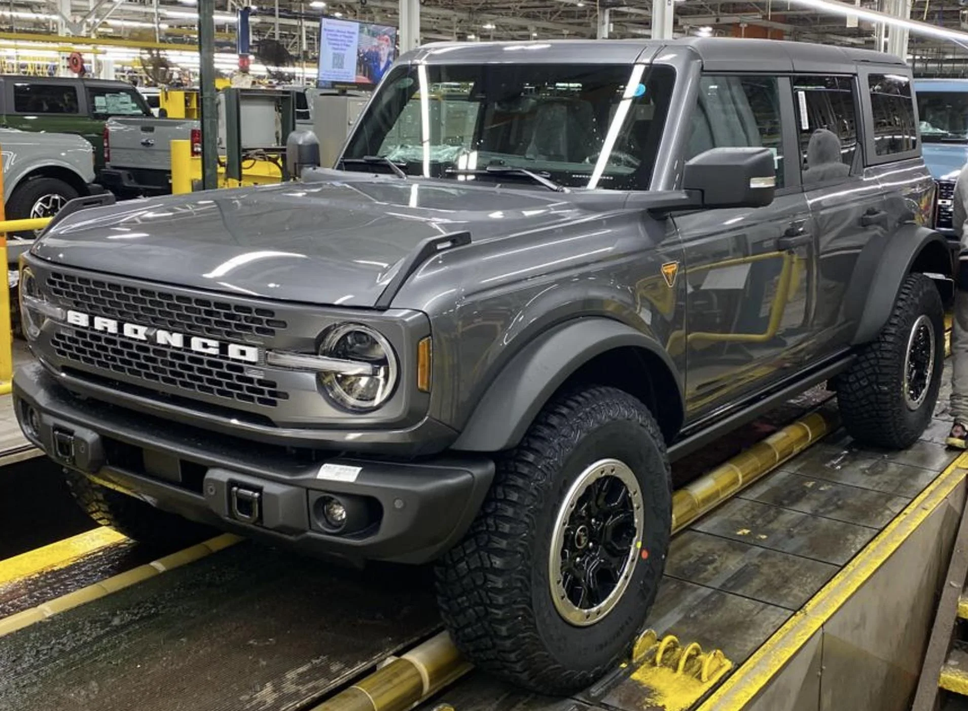 Ford Bronco Feb Build, Loaded, want it? 0A11F72F-9F91-4788-8A08-F430C286C794