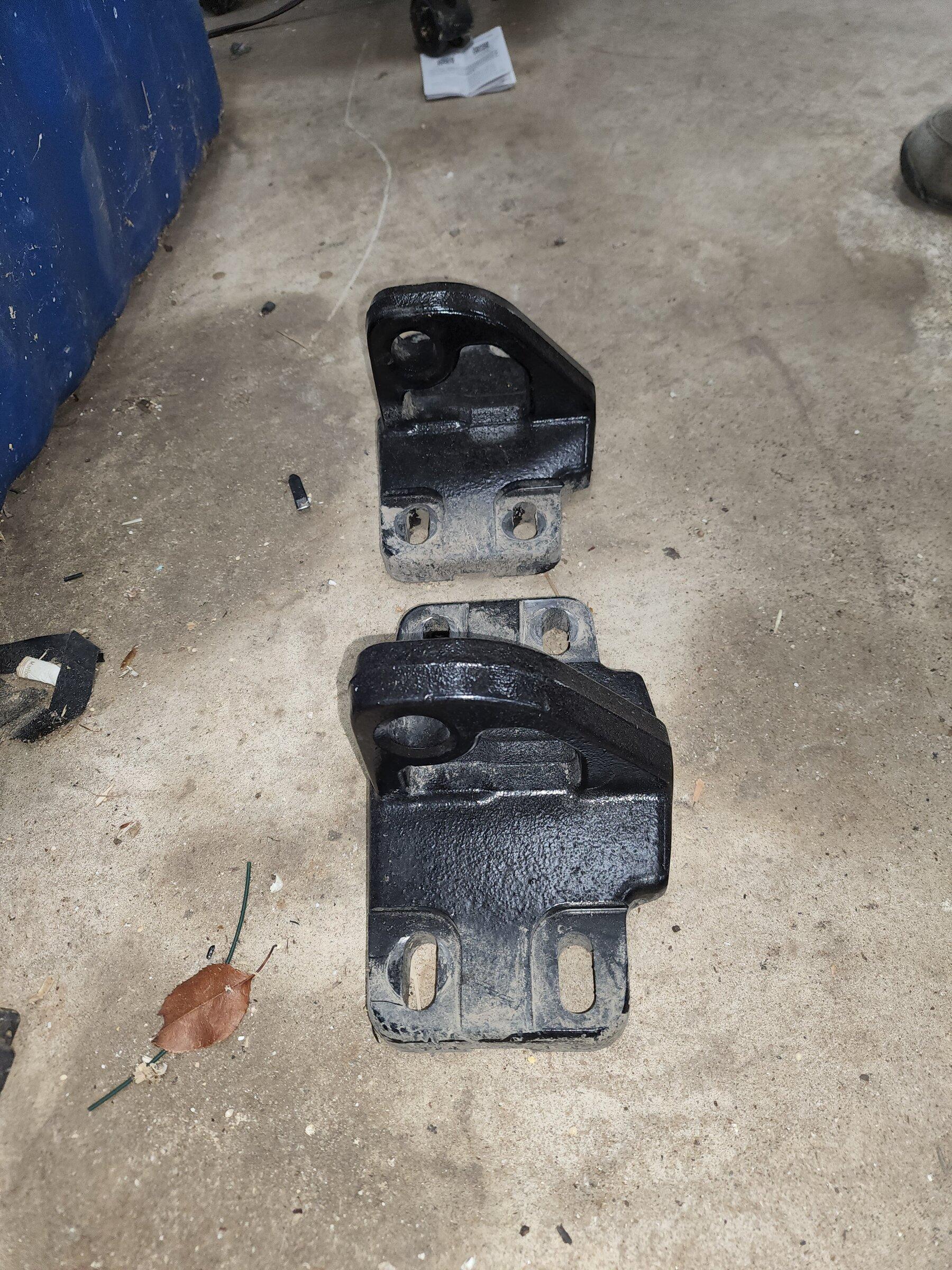 Ford Bronco Factory Front Tow Points 20220326_100751
