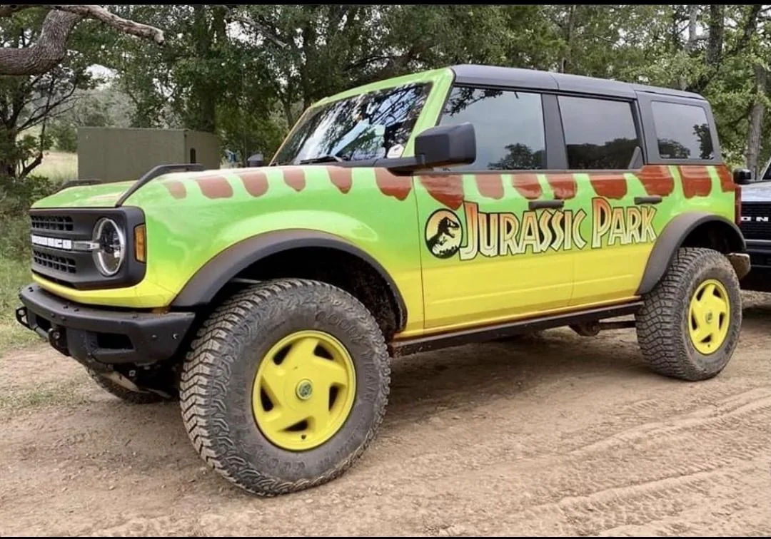 Ford Bronco Jurassic Park Bronco Build Screenshot_20220326-195311_Instagram
