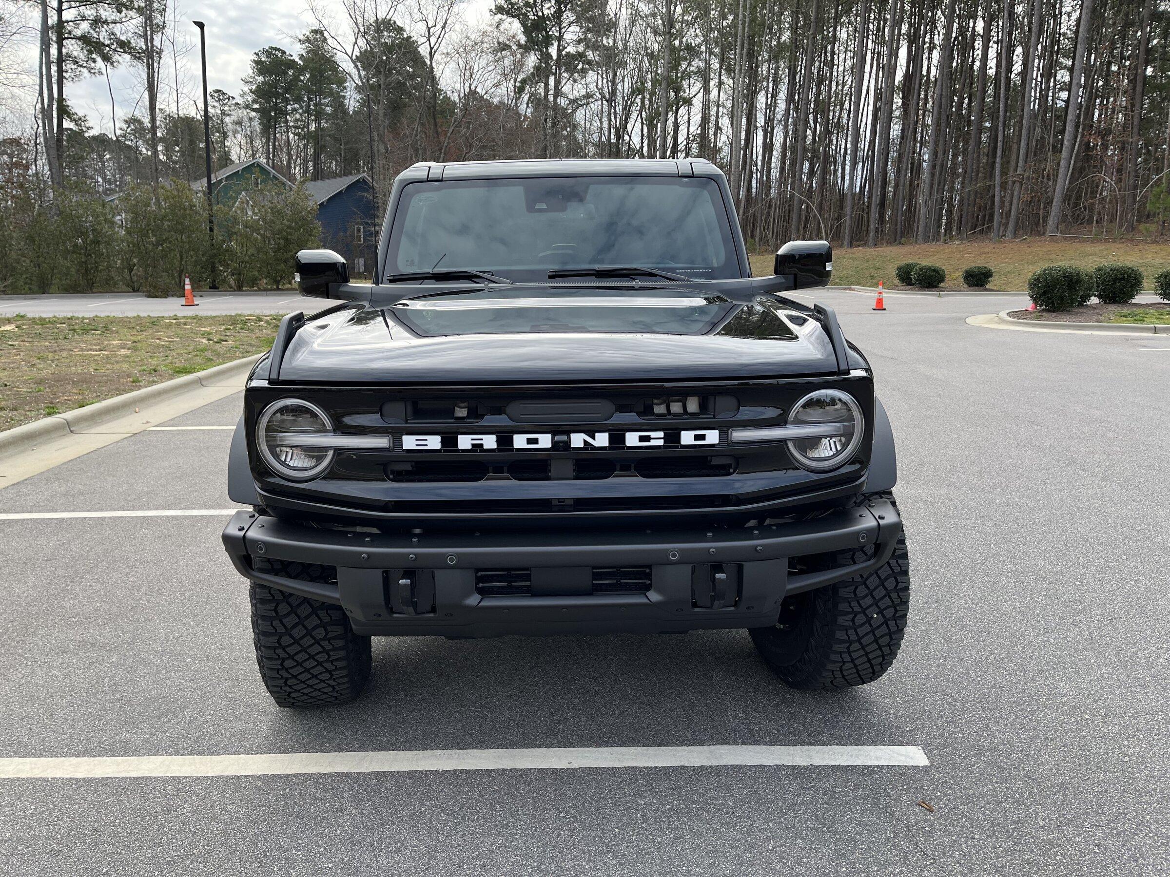 Ford Bronco 2022 Two Door, OBX w/ Squatch Daily Driver IMG-4470
